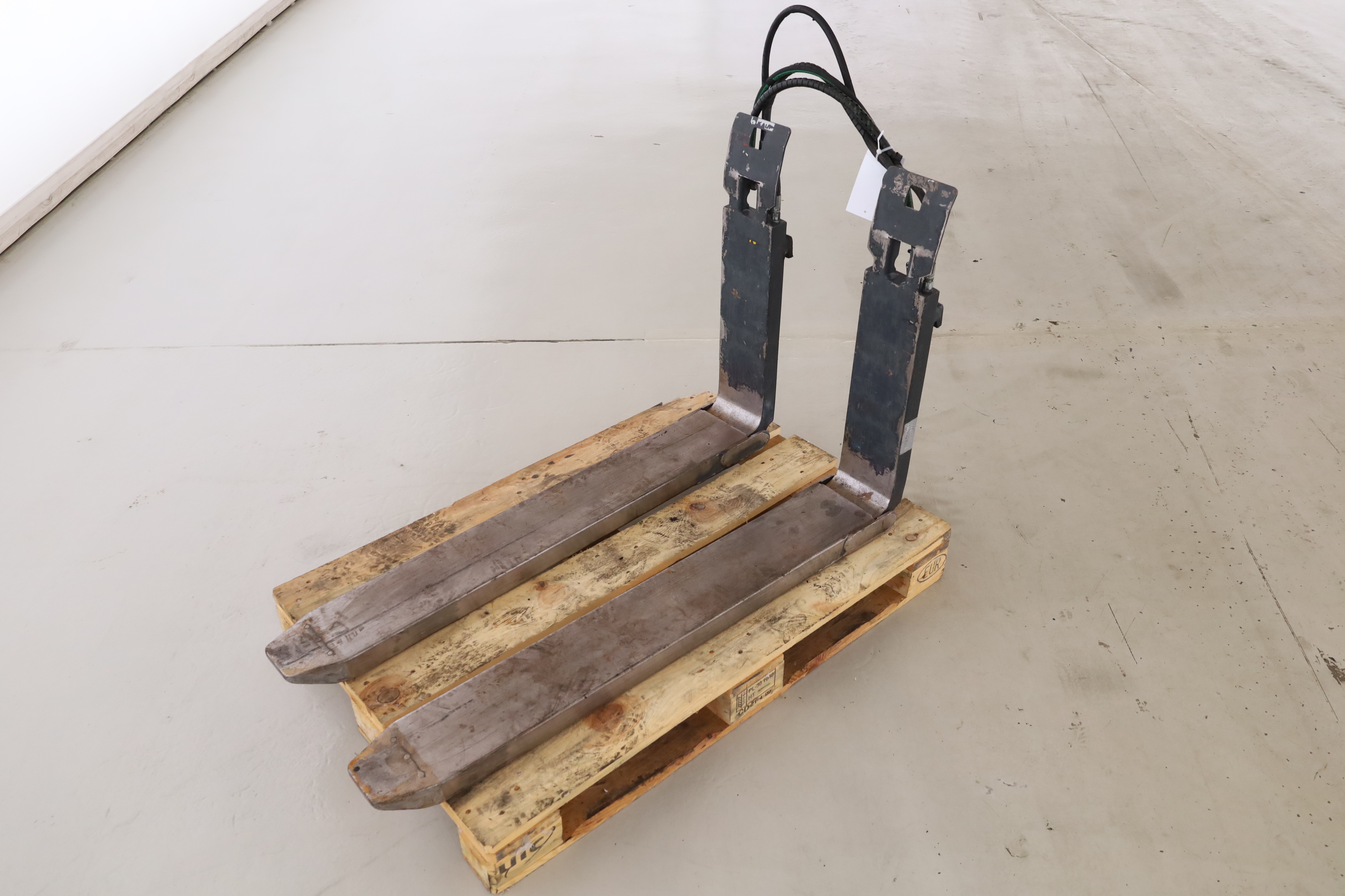 6354 Kaup 2.5T180CT