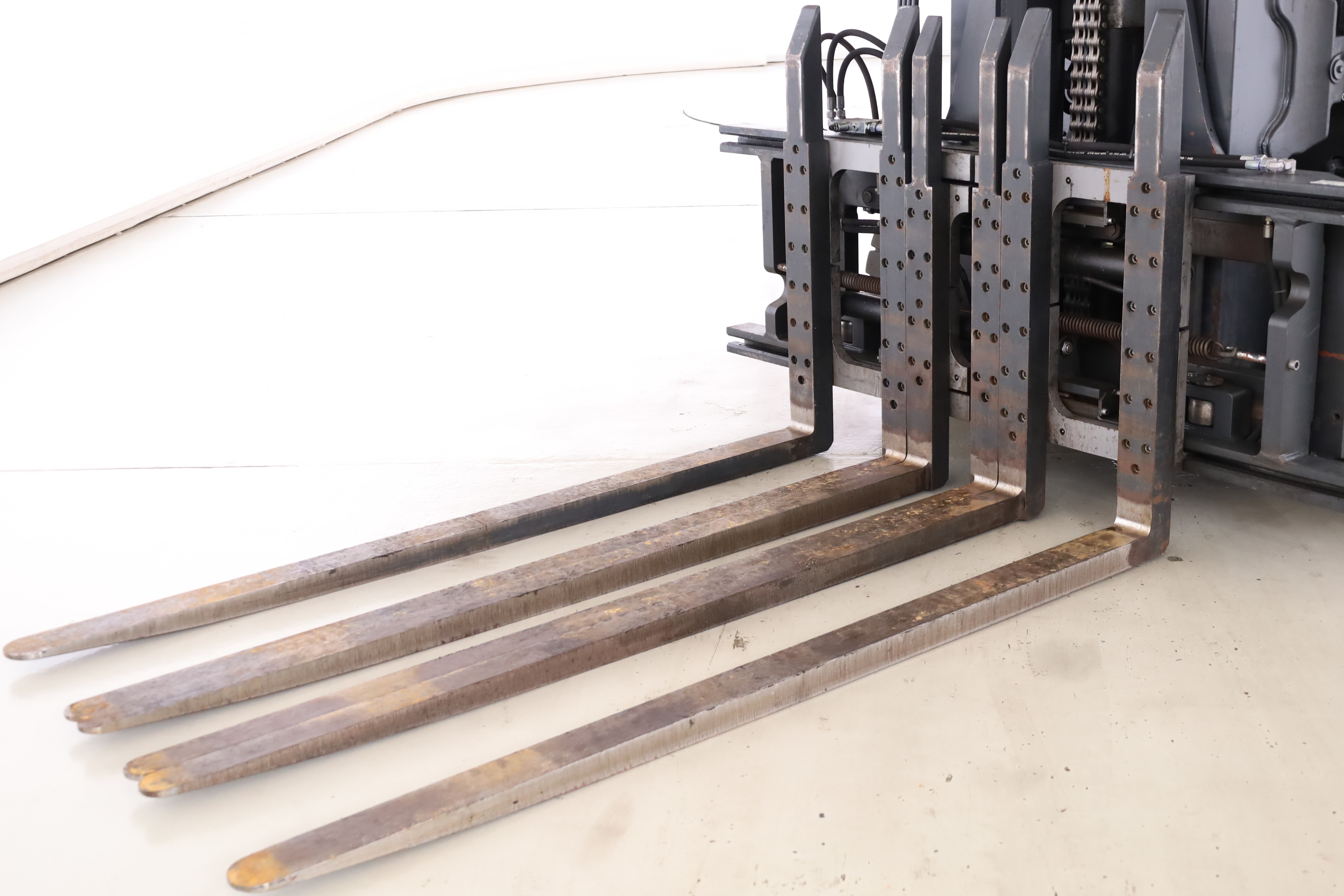 6373 Kaup 10T429-4-6