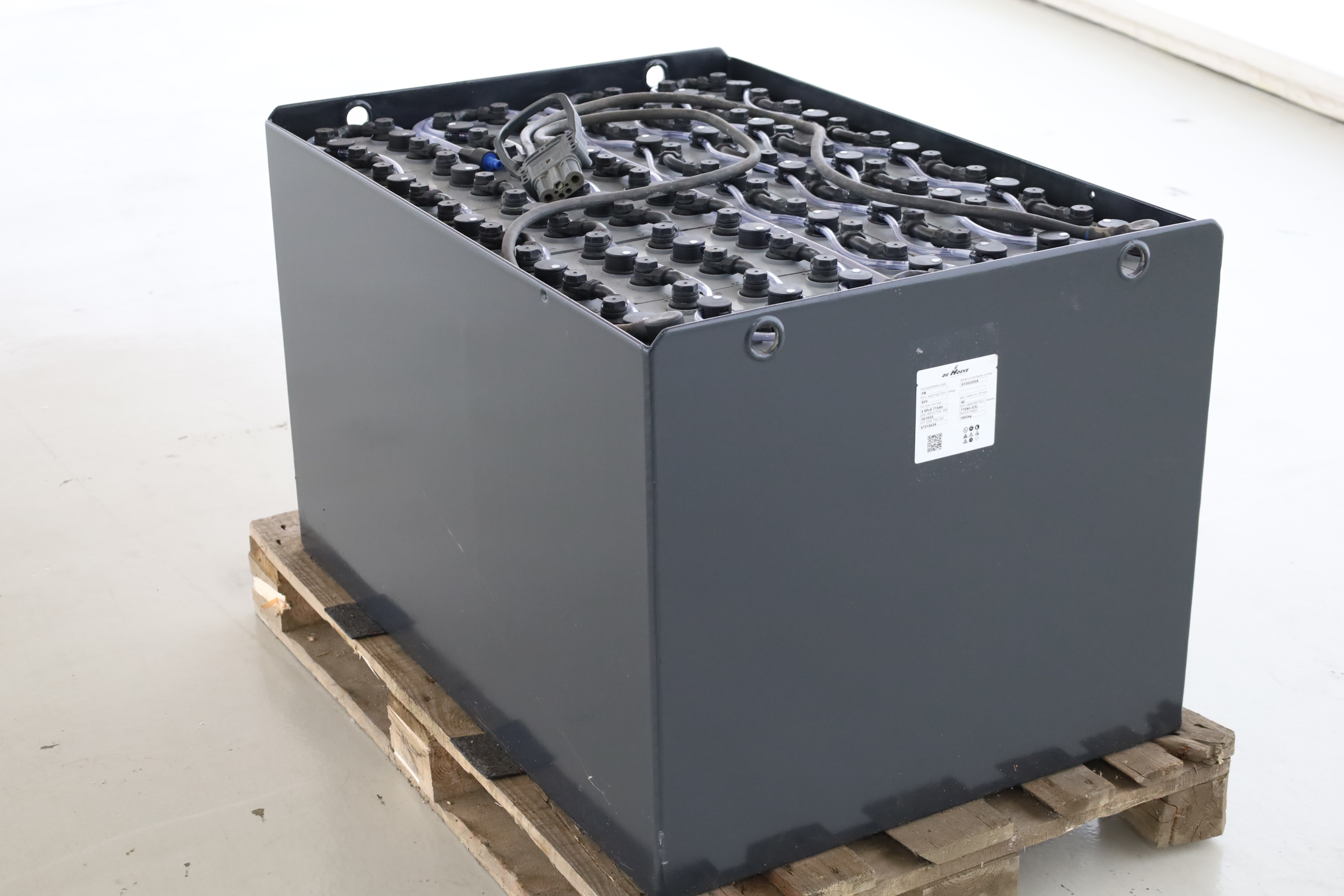 6416  80V 5 EPZS 775AH
