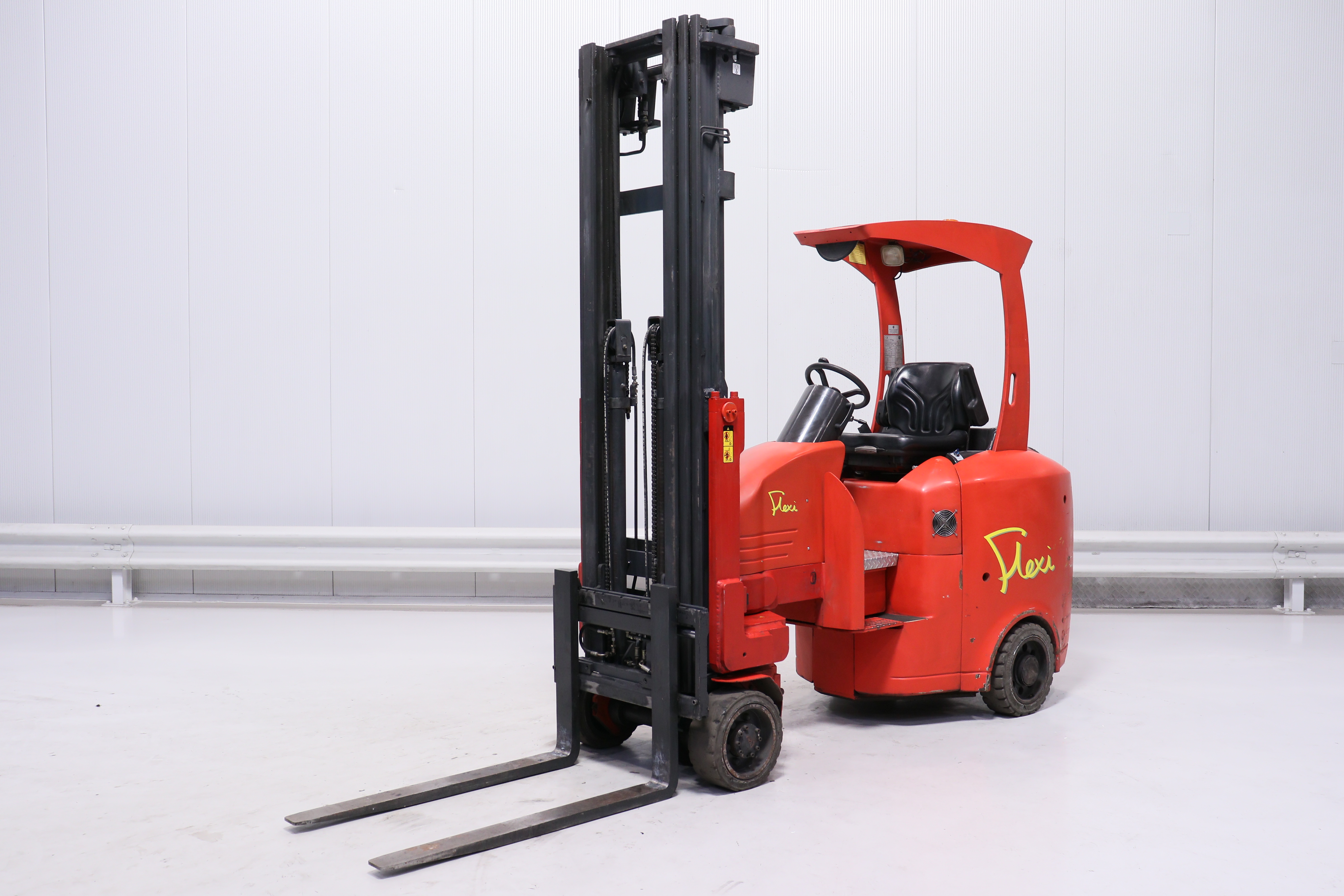 158715 Narrow Aisle FLEXI EURO AC