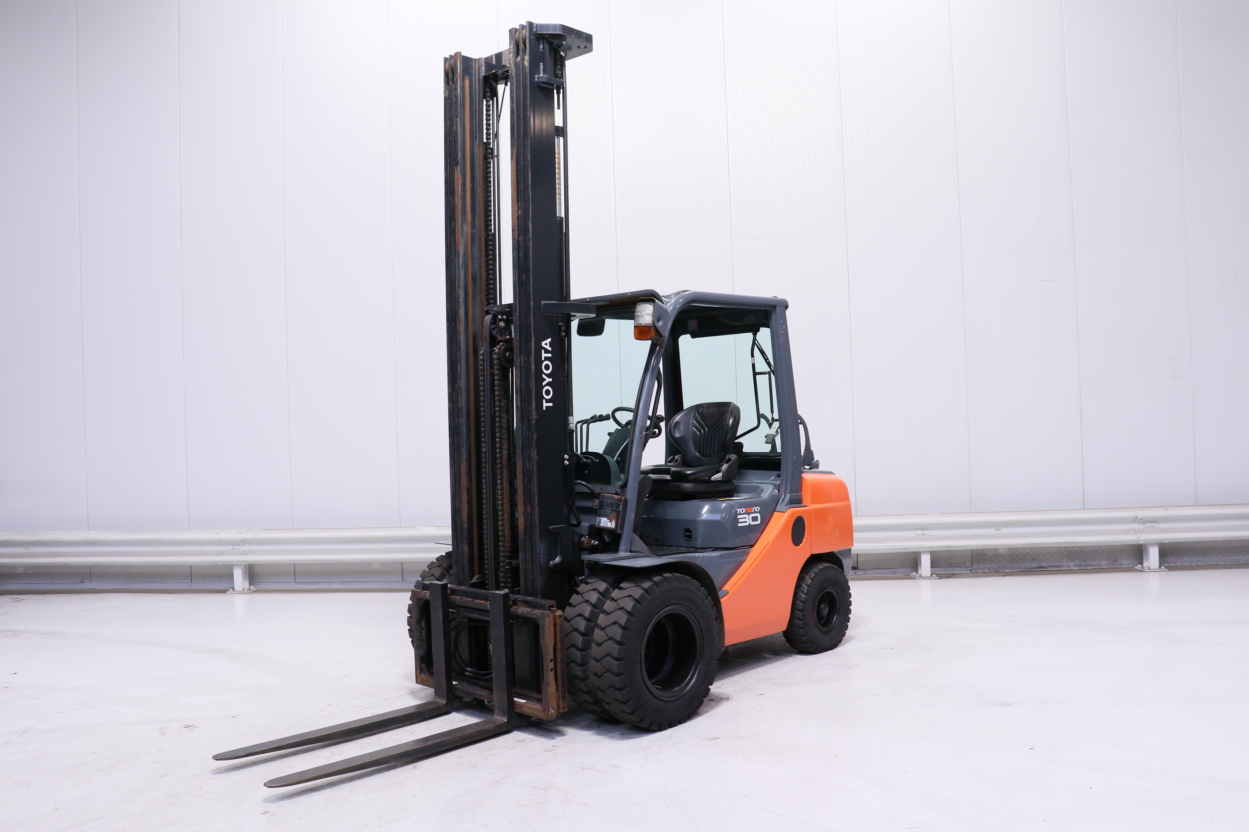 159376 Toyota 02-8-FGF-30