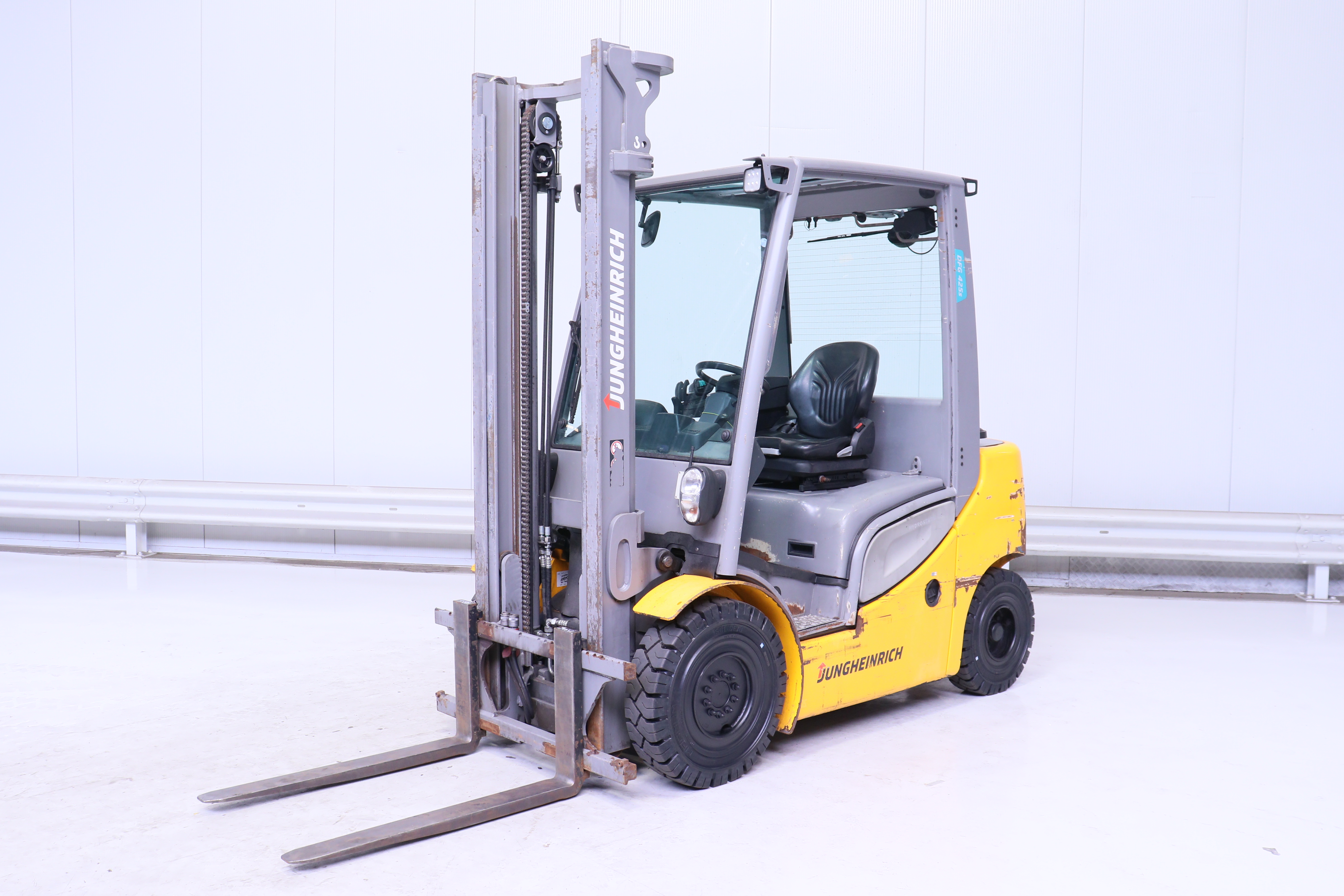 Jungheinrich DFG425S Lisman Forklifts EN