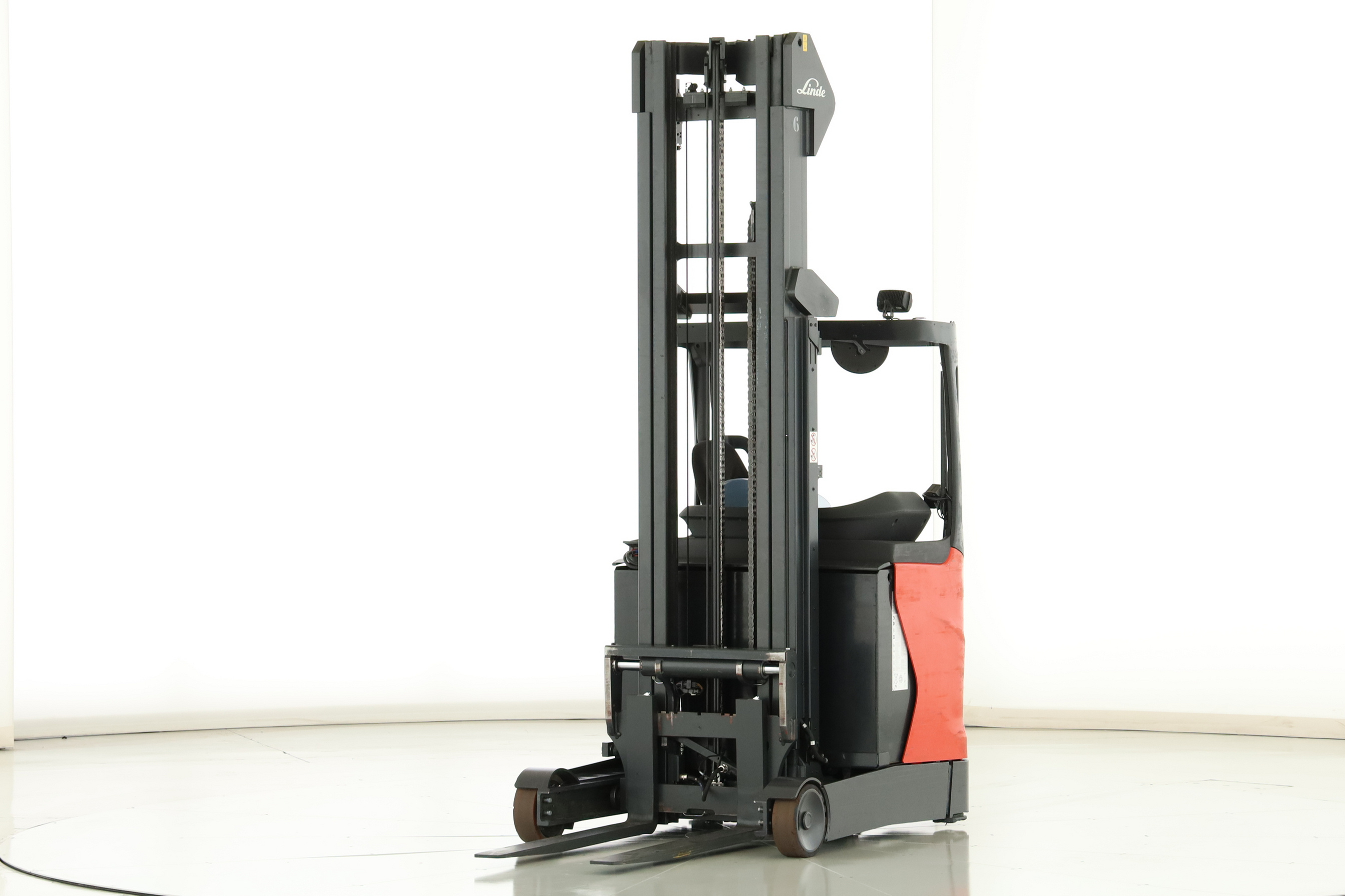 166718 Linde R-14-01 (1120)