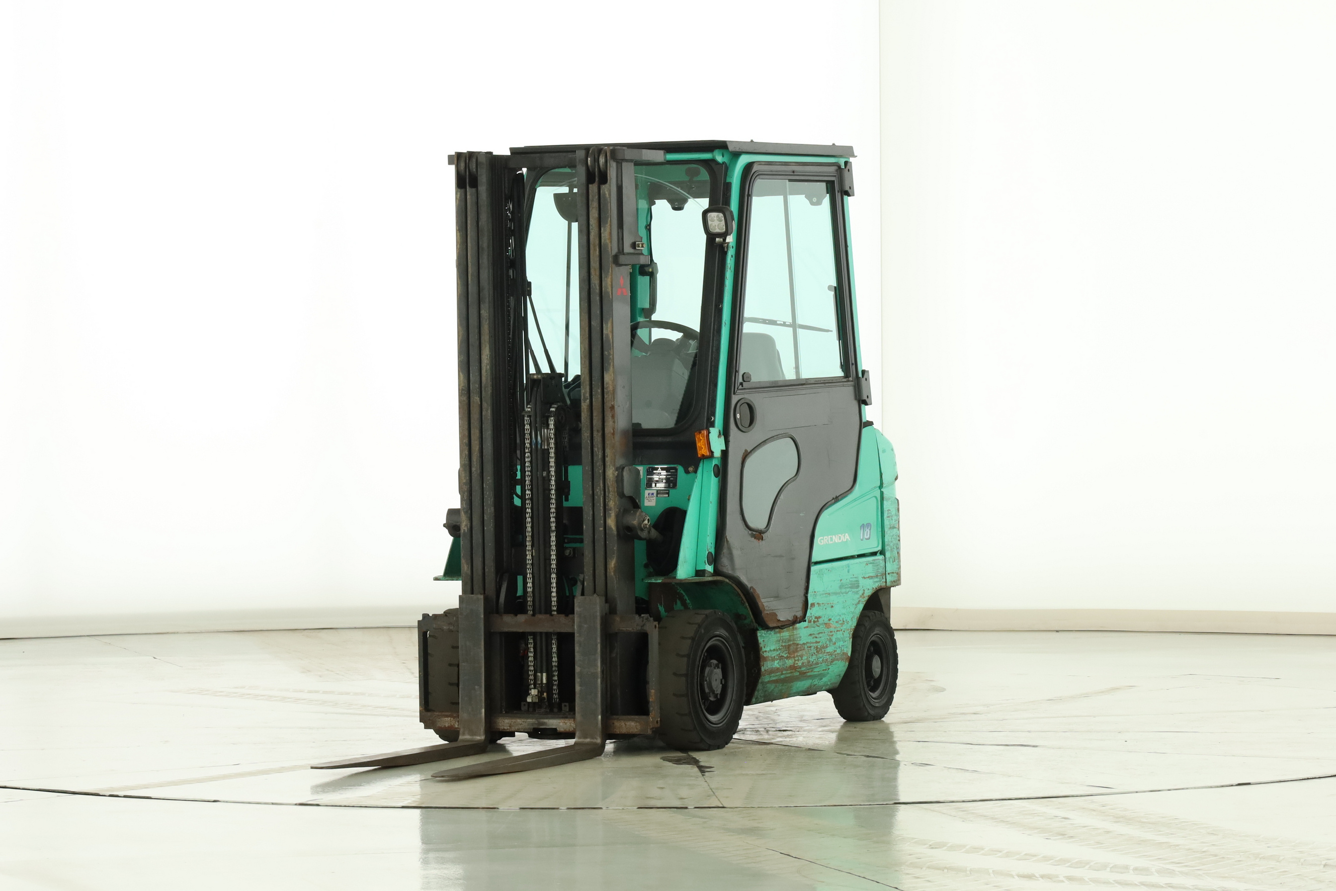 168011 Mitsubishi FG-18-NT