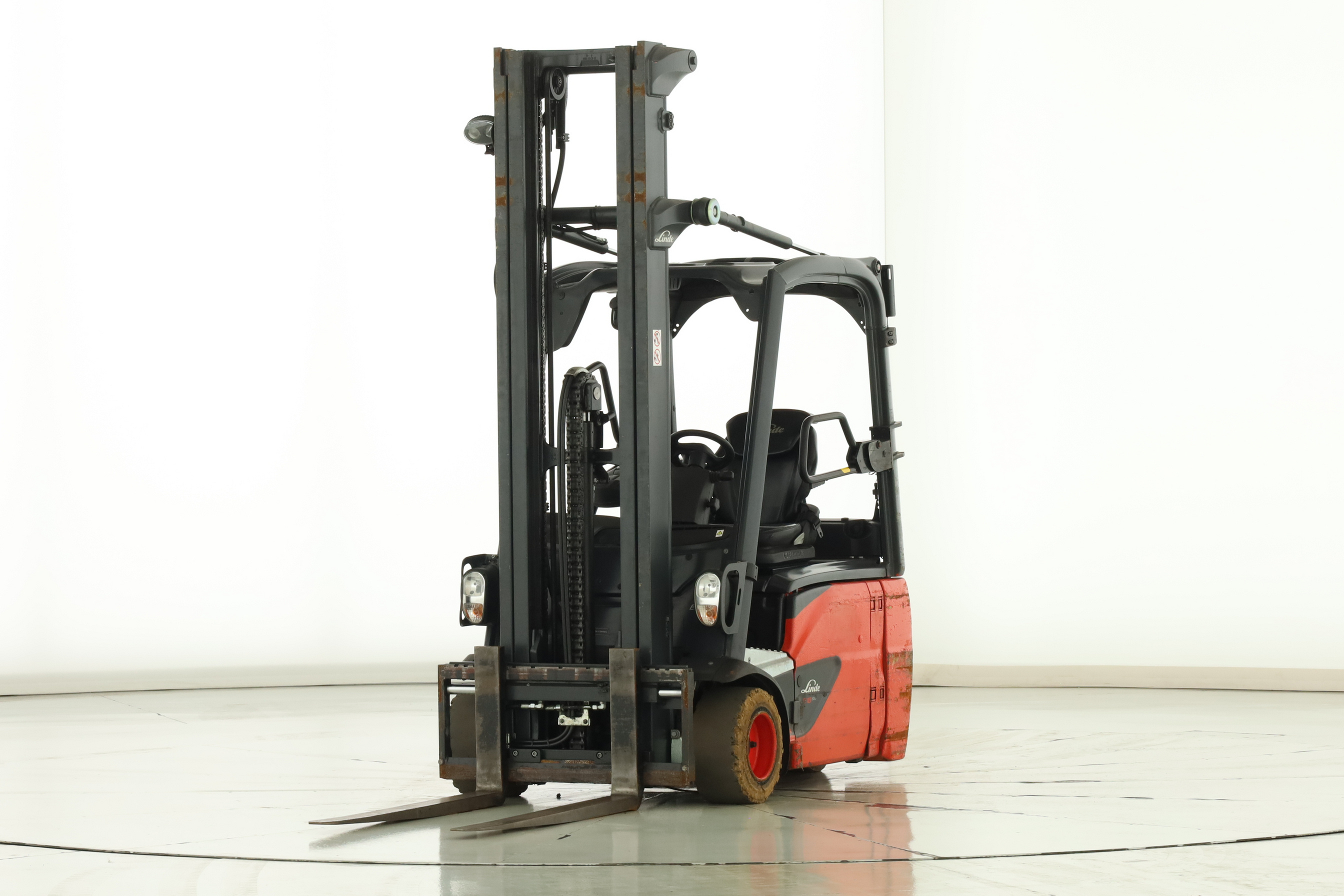 168082 Linde E-18-02 (386)