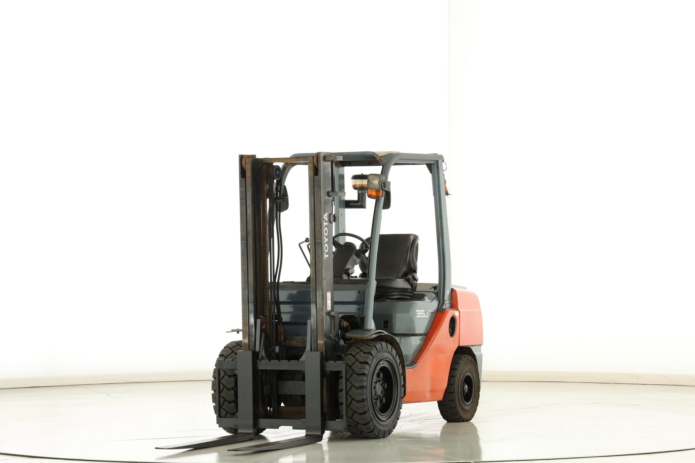 171593 Toyota 02-8-FDJ-35