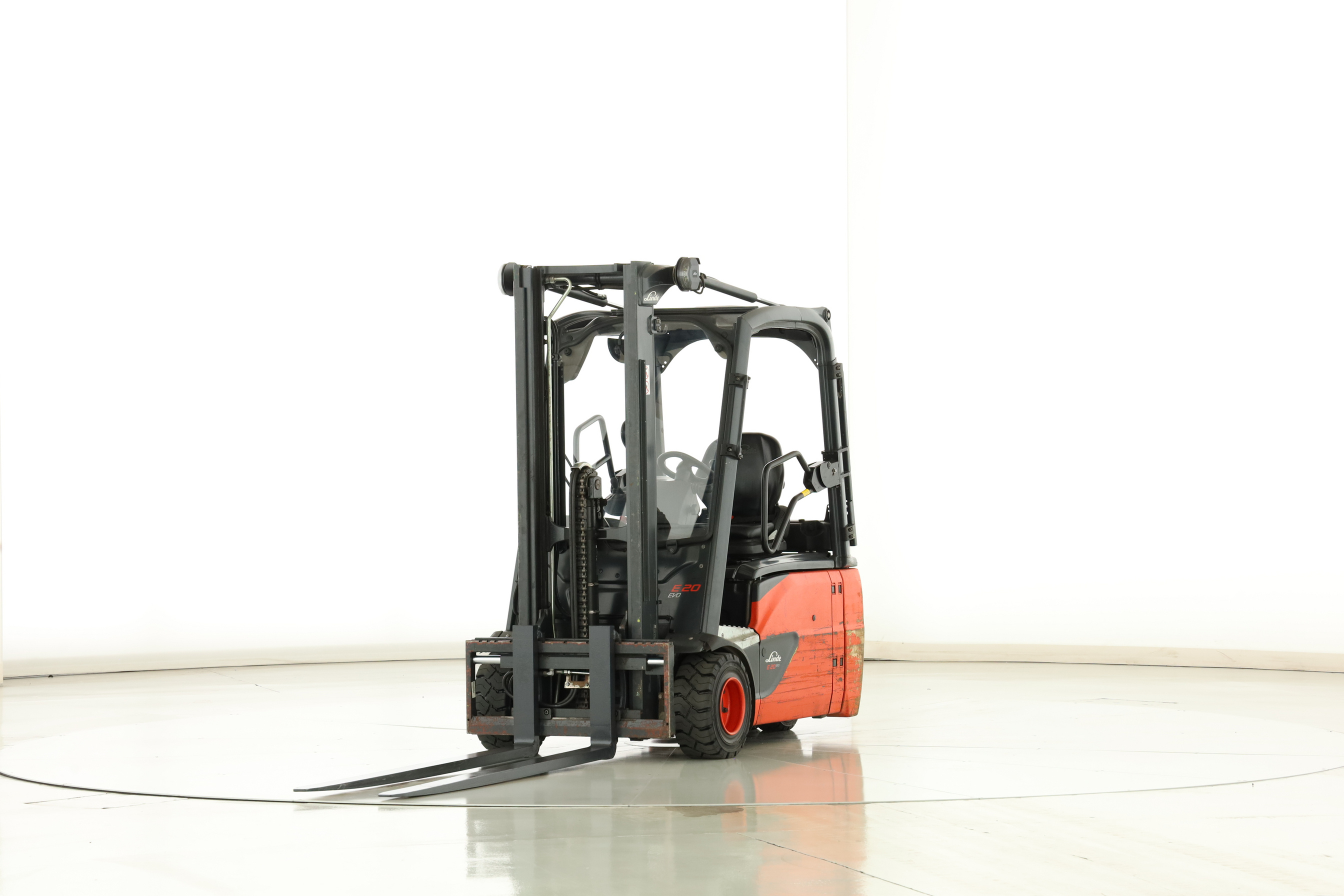 172187 Linde E-20-L-02 (386)