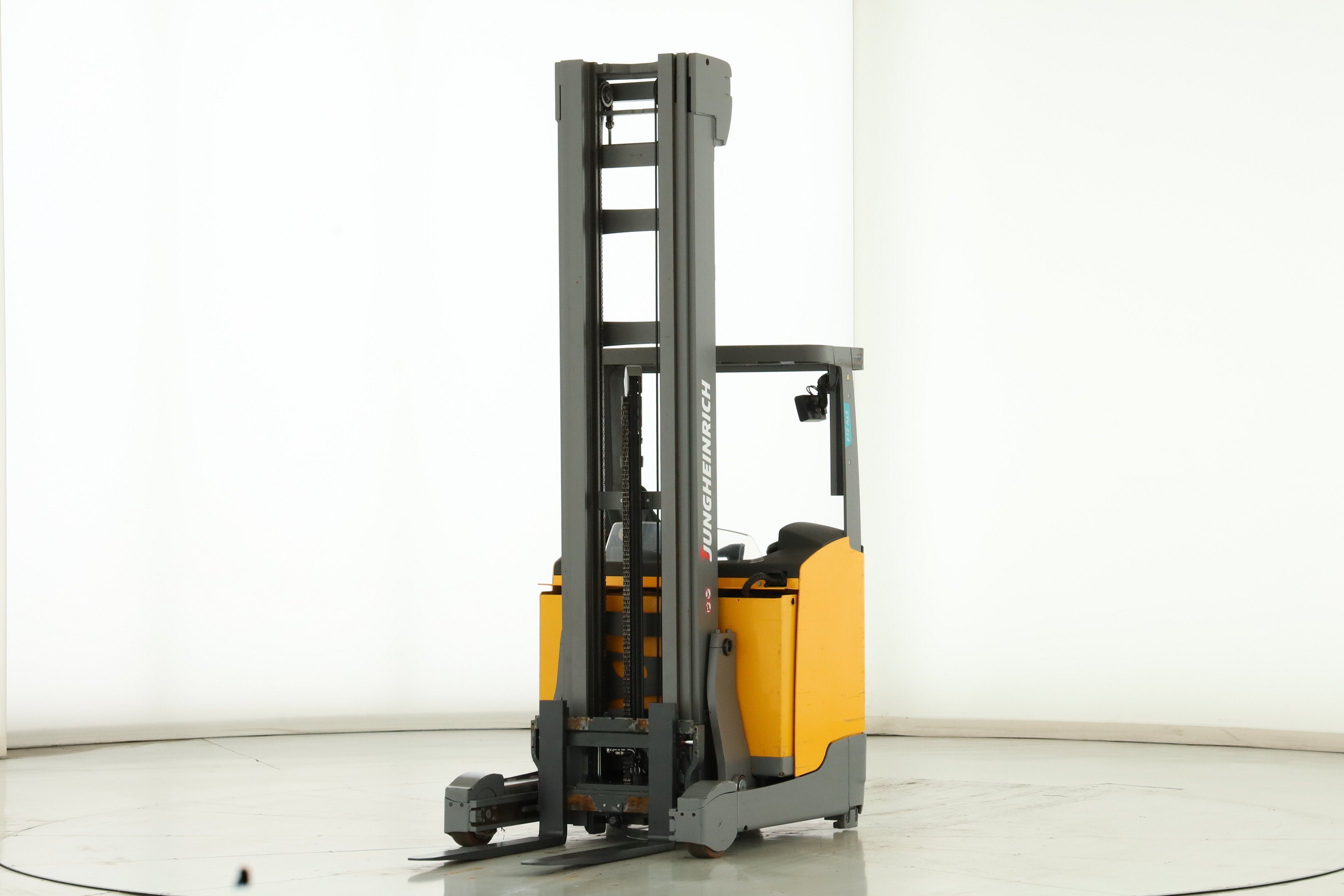 174216 Jungheinrich ETV-214