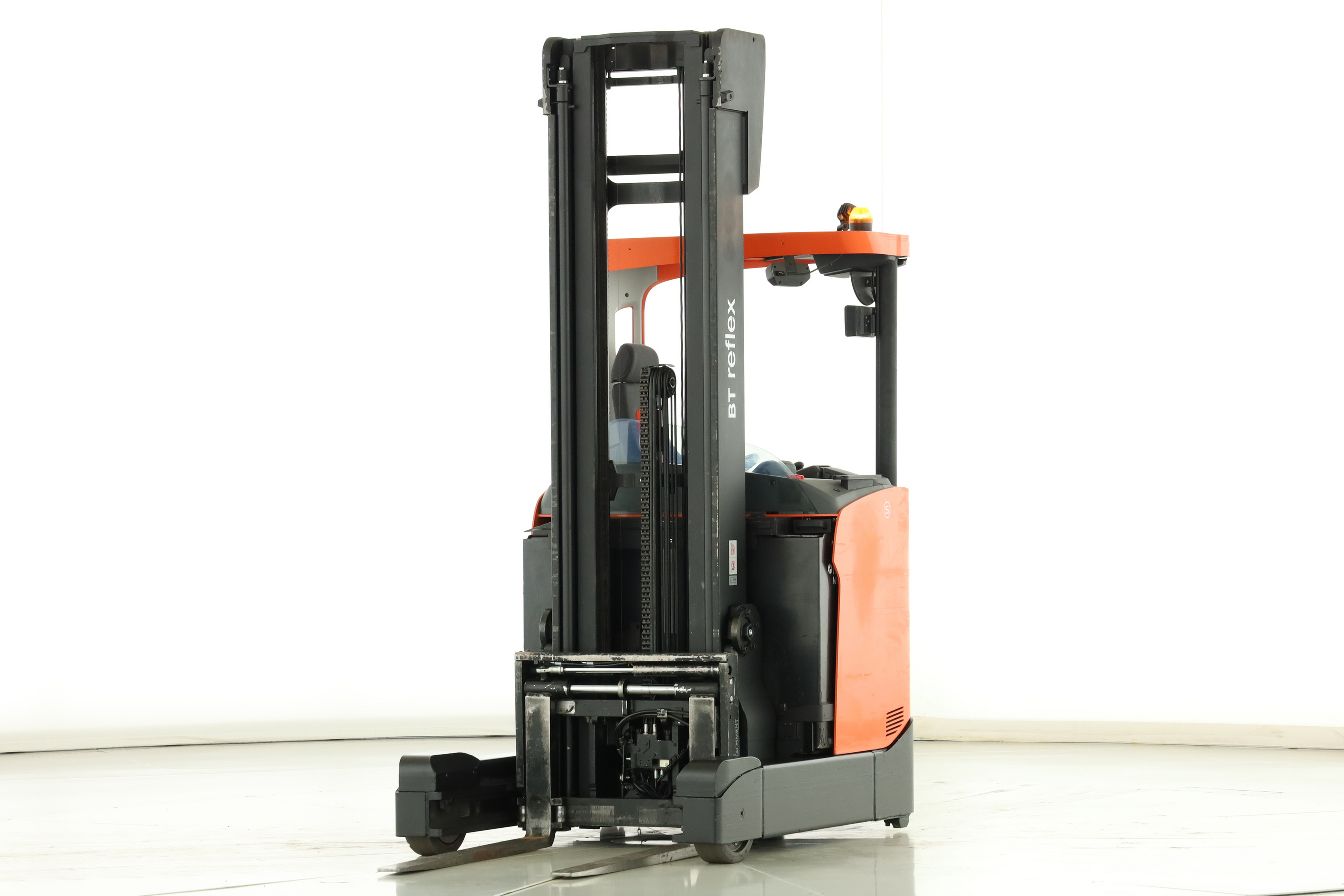 174445 Toyota RRE-200-H