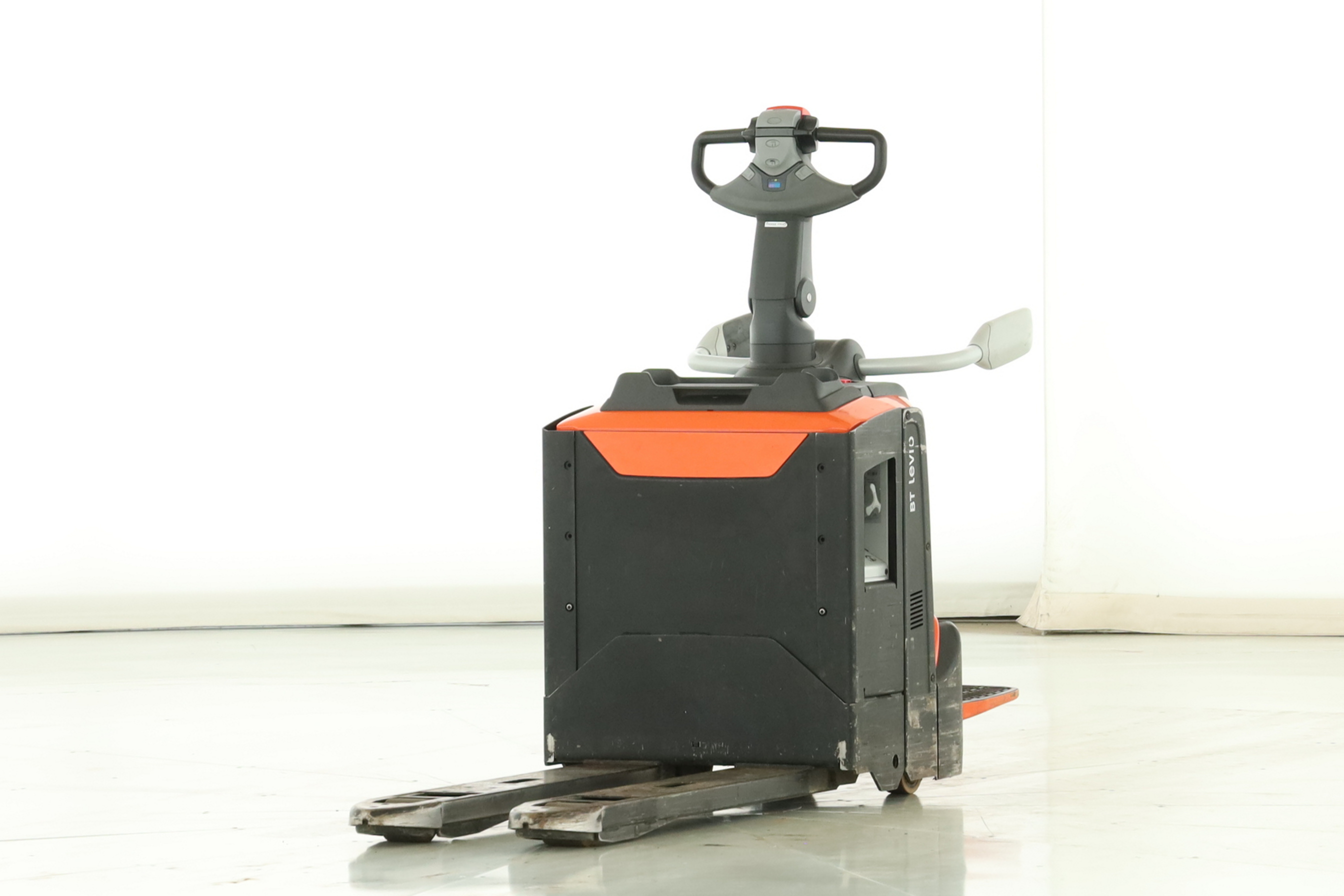 174703 Toyota LPE-200