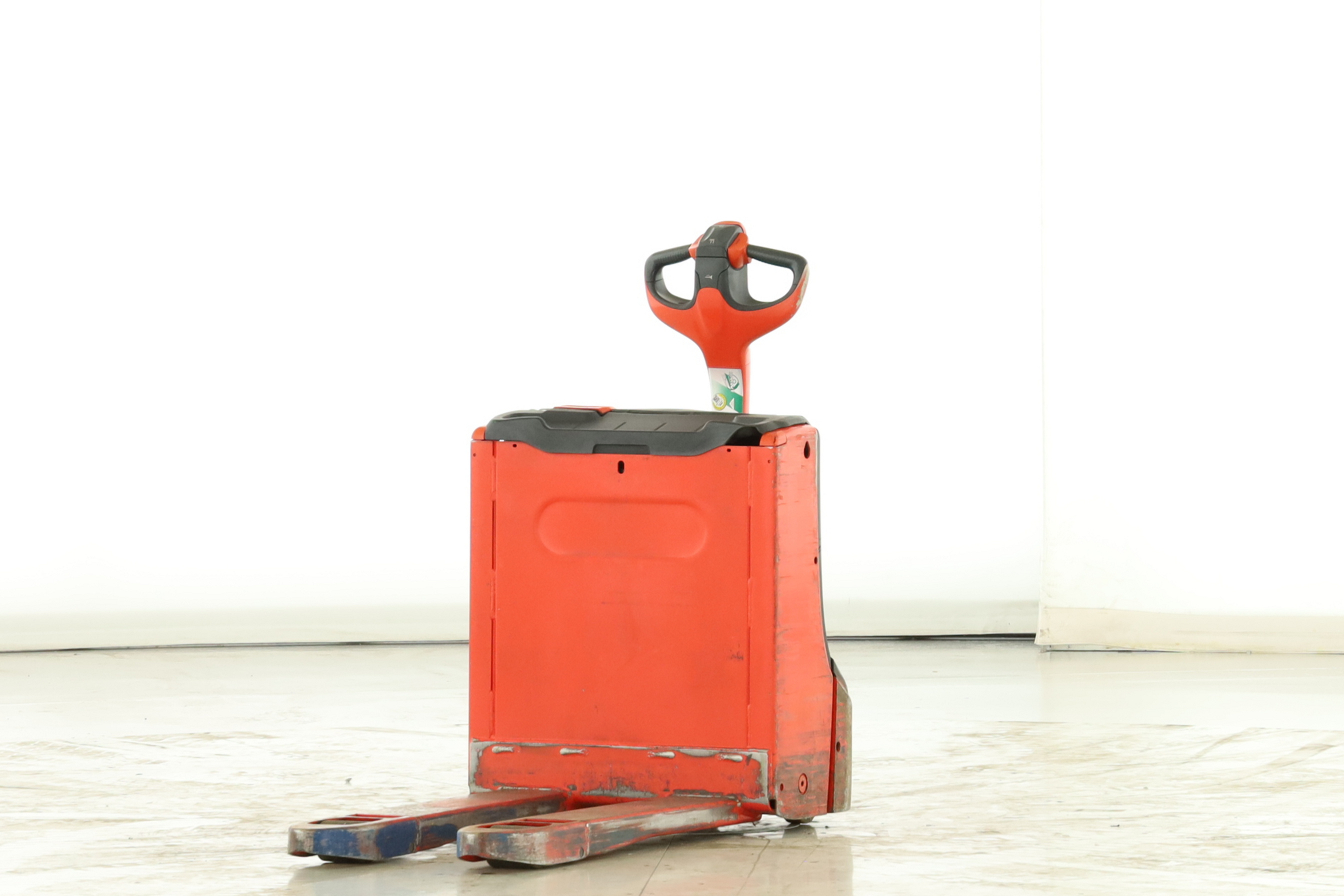 174751 Linde T-16 (1152)