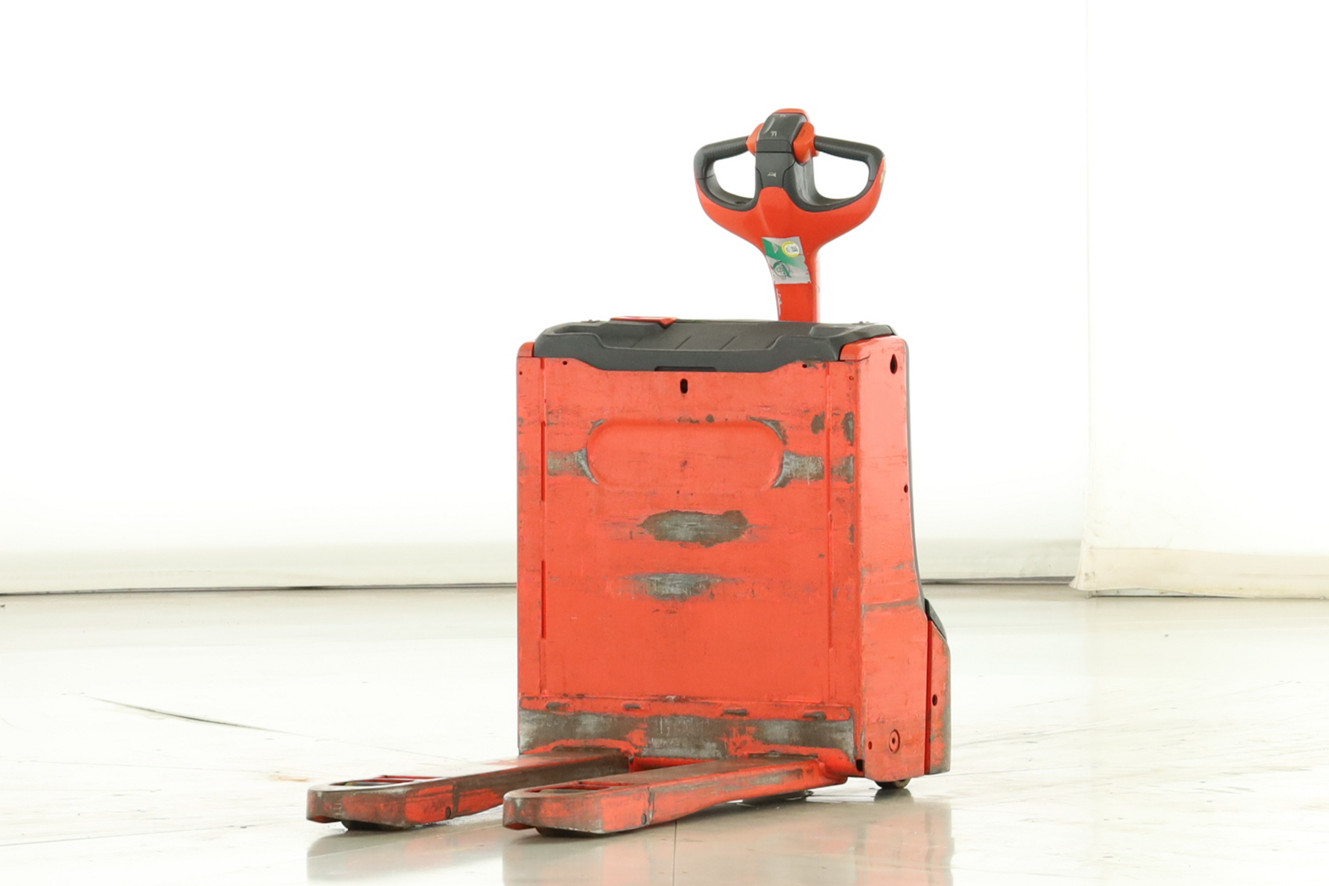 174757 Linde T-18 (1152)