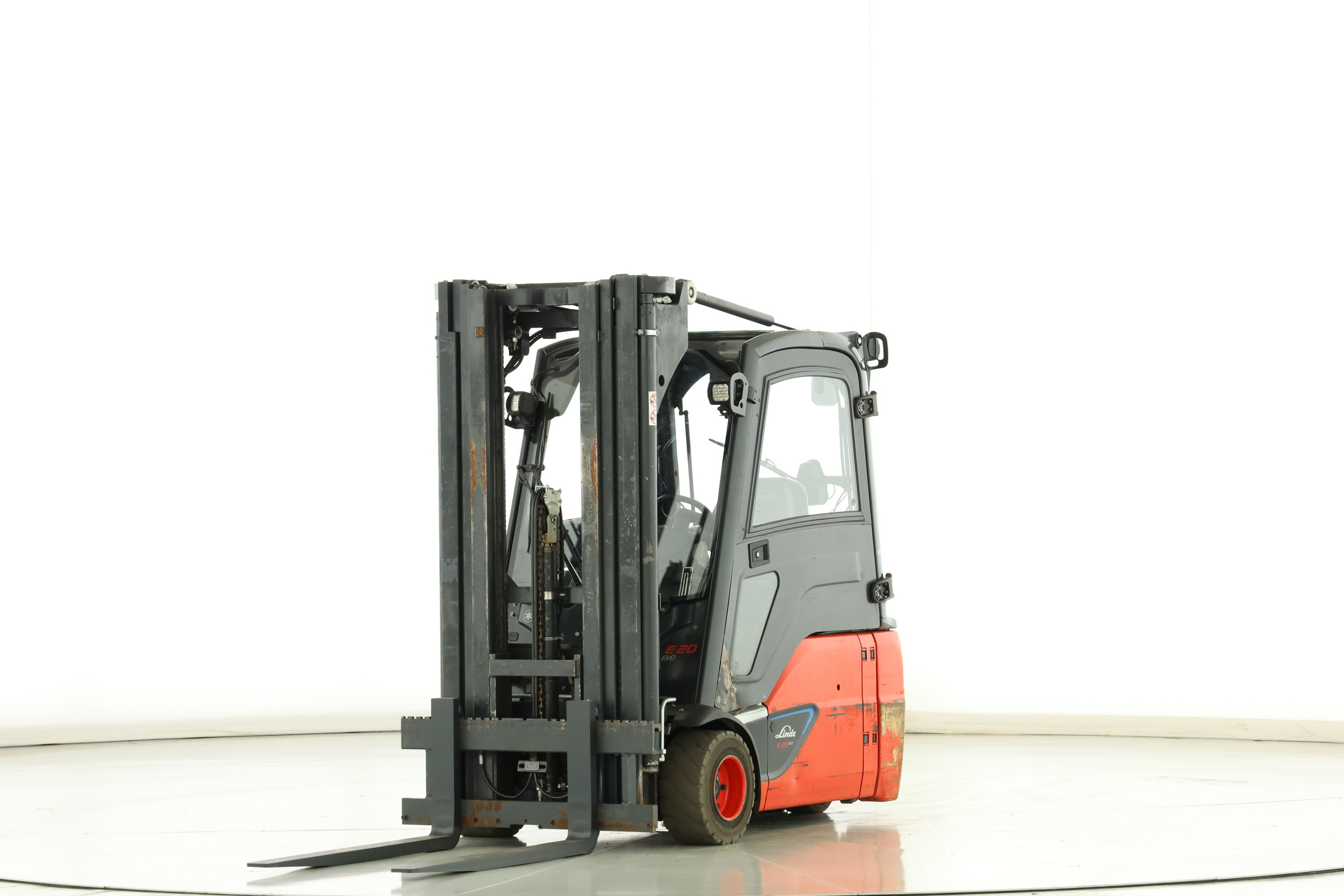 174827 Linde E-20-L-02 (386)