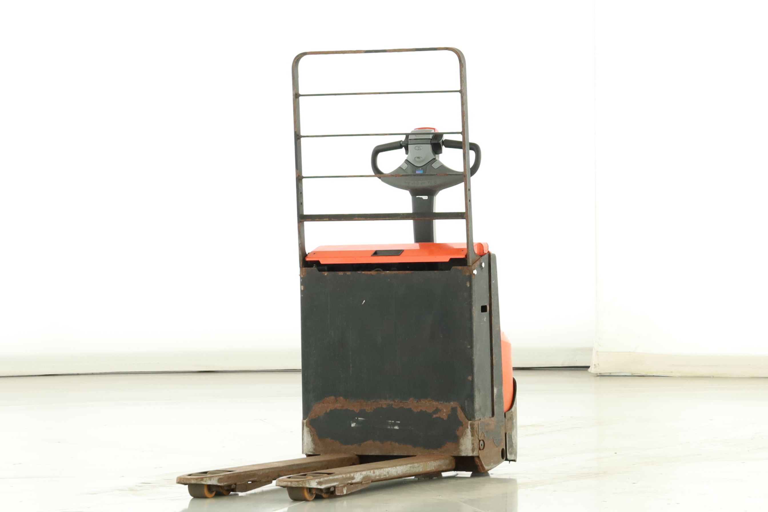 174873 Toyota LWE-160