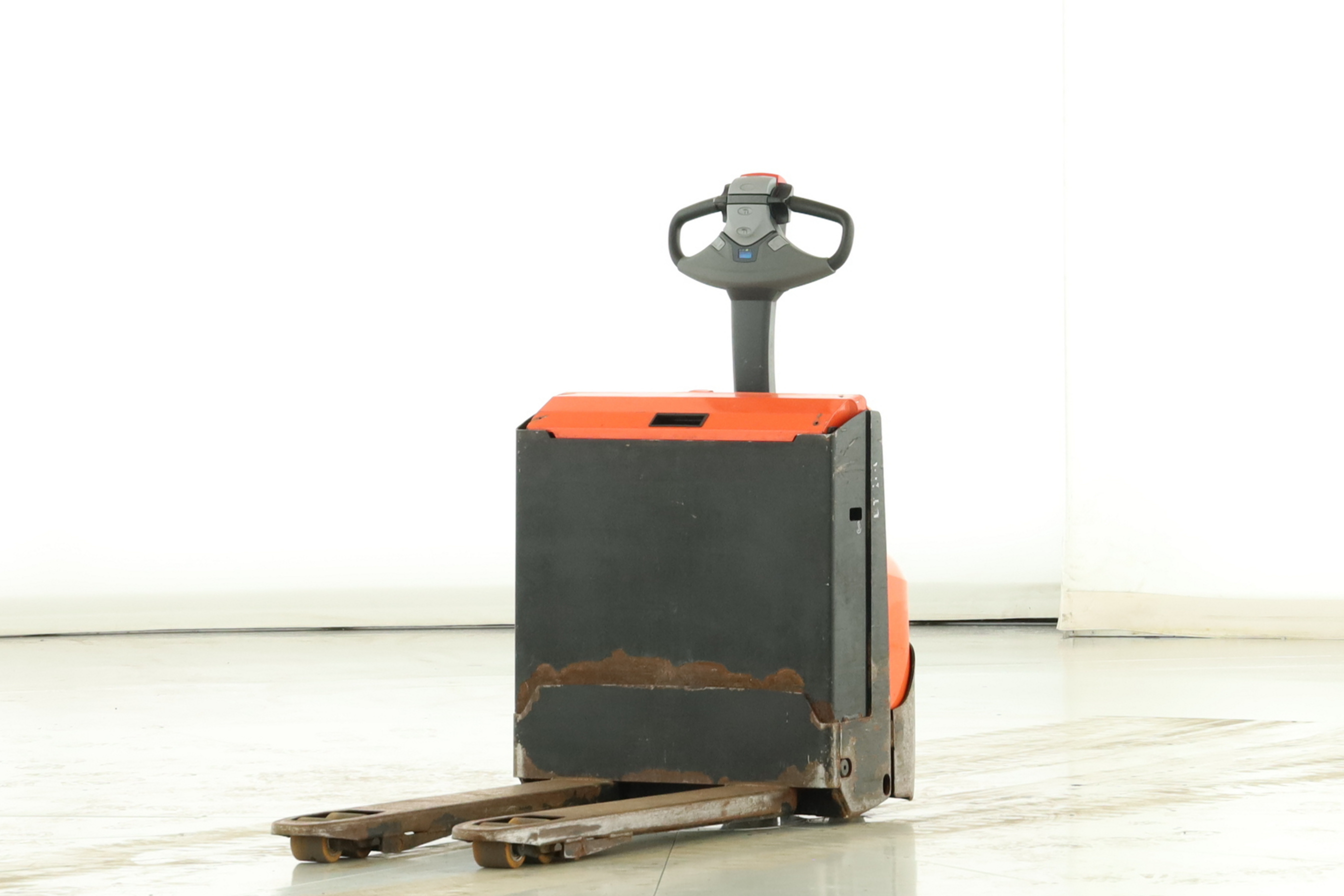 174874 Toyota LWE-160