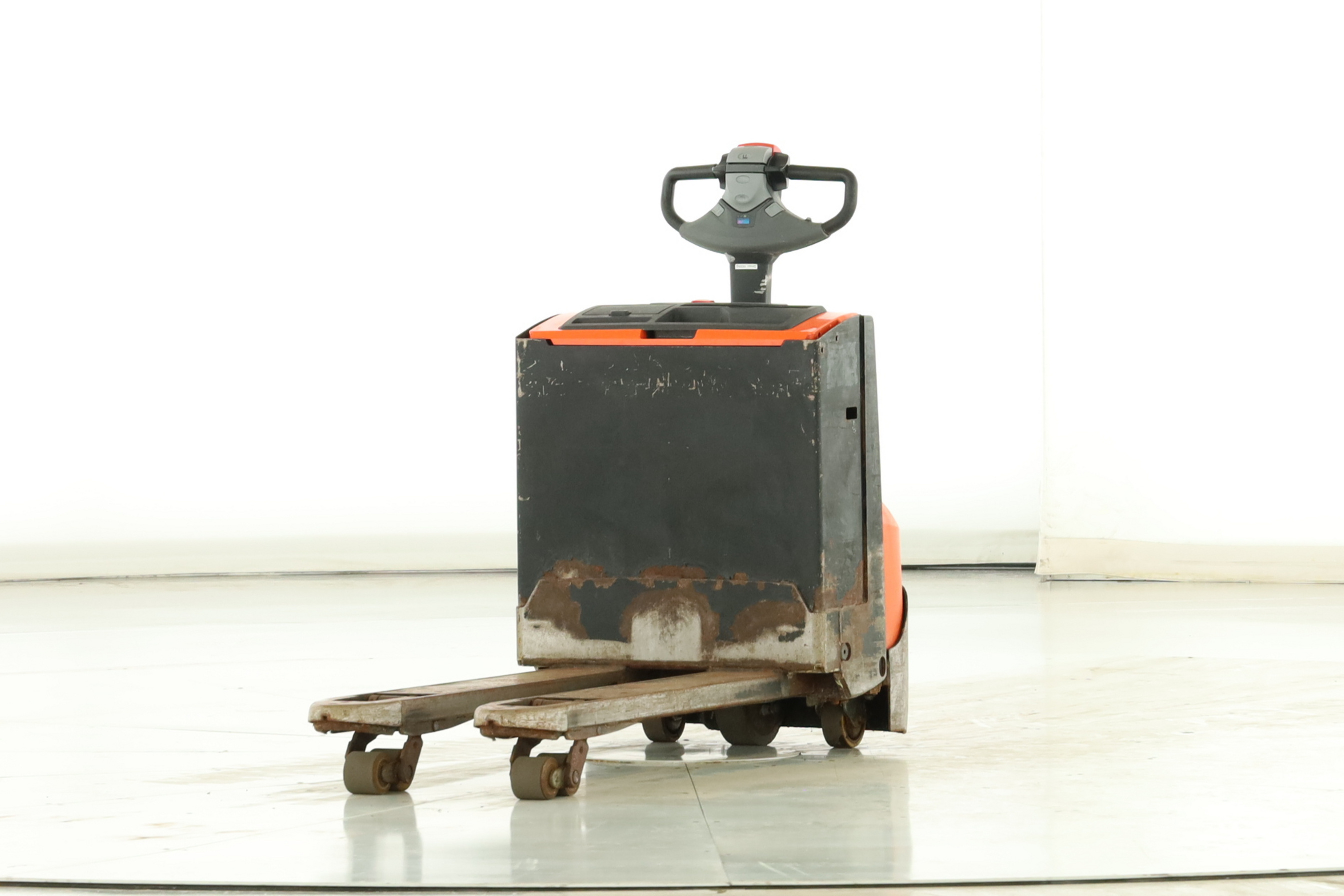 174877 Toyota LWE-180