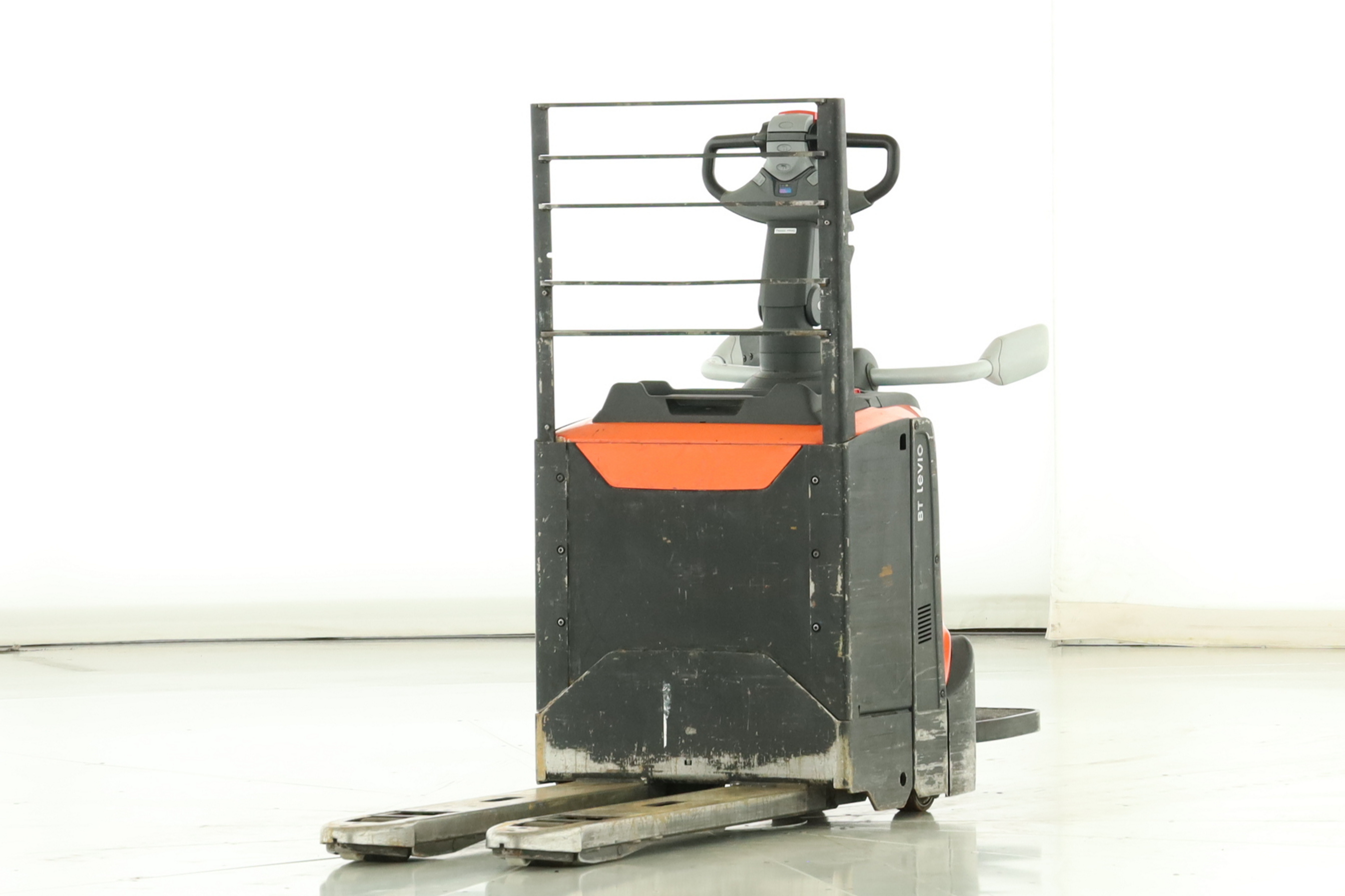 174941 Toyota LPE-200