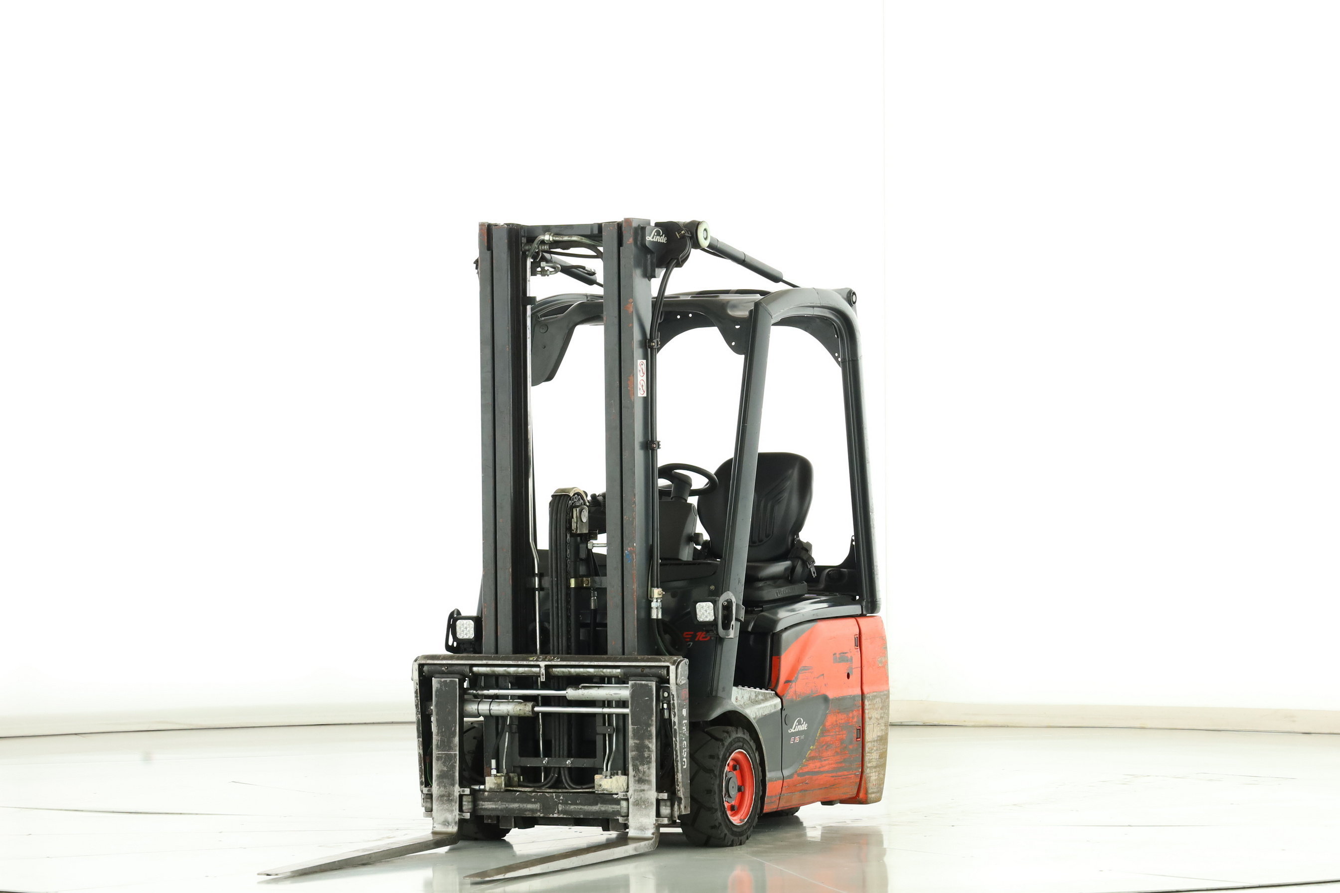 175183 Linde E-16-C-02 (386)