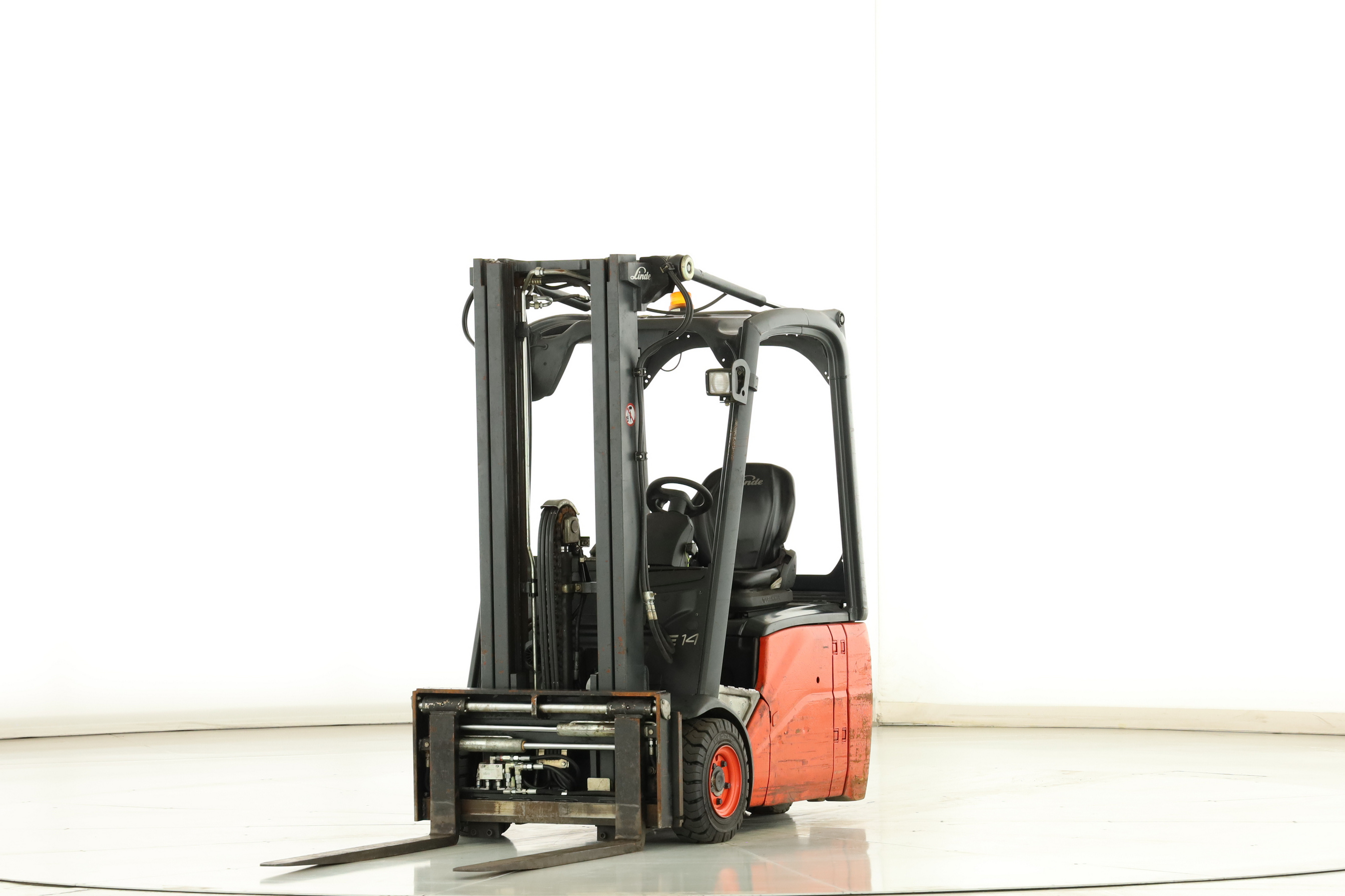 175233 Linde E-14-01 (386)