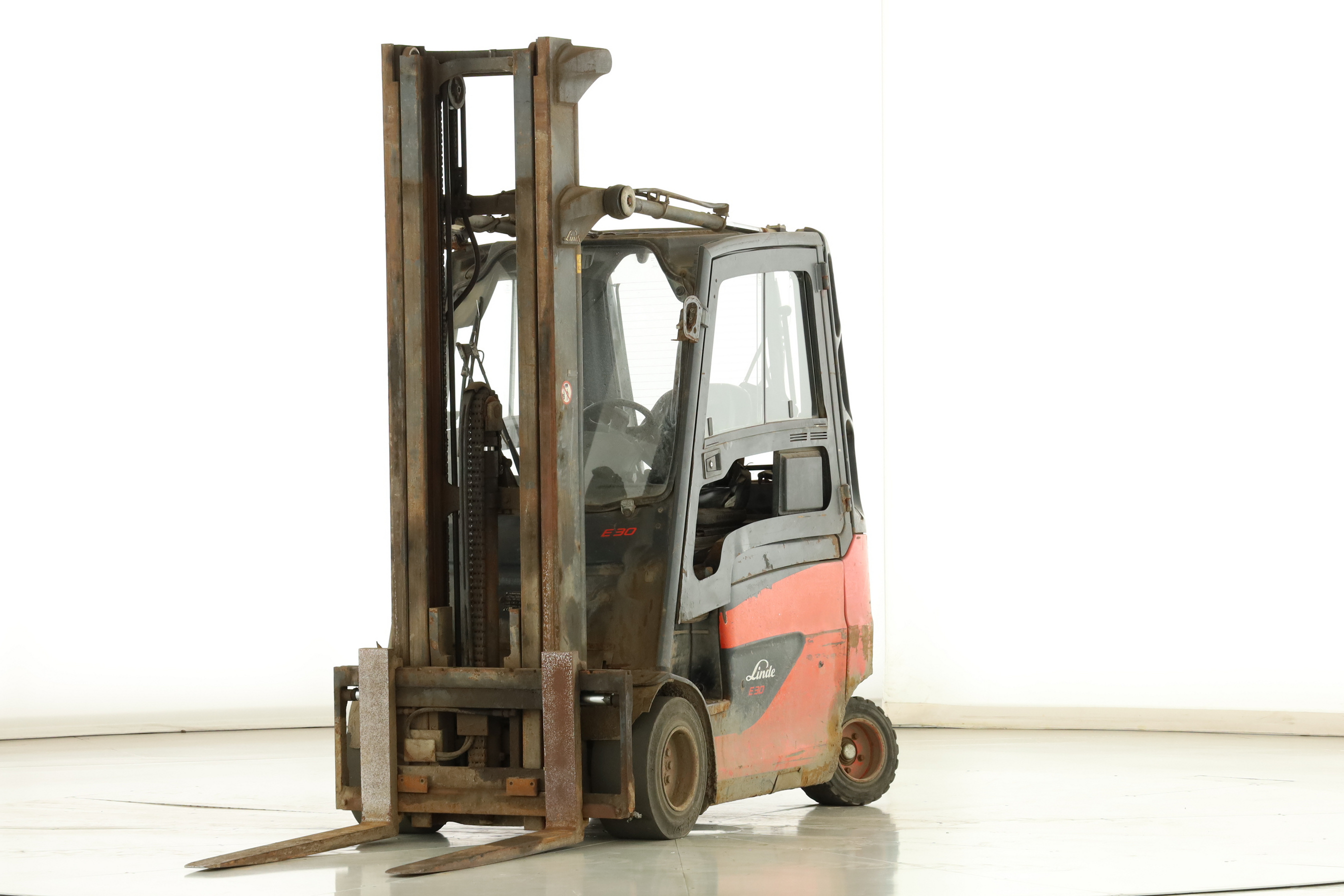 175260 Linde E-30-HL-01-600 (387)