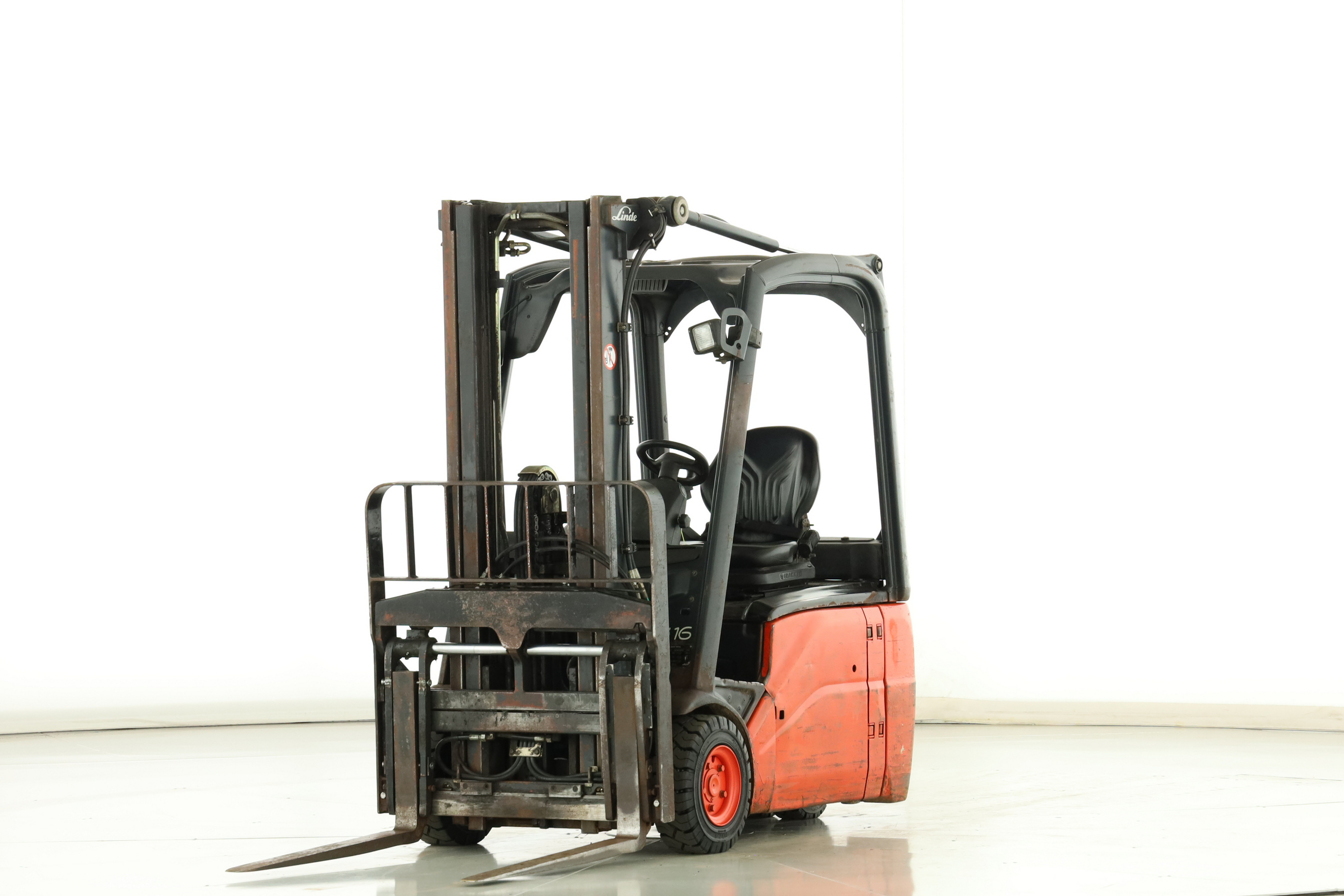 175261 Linde E-16-01 (386)