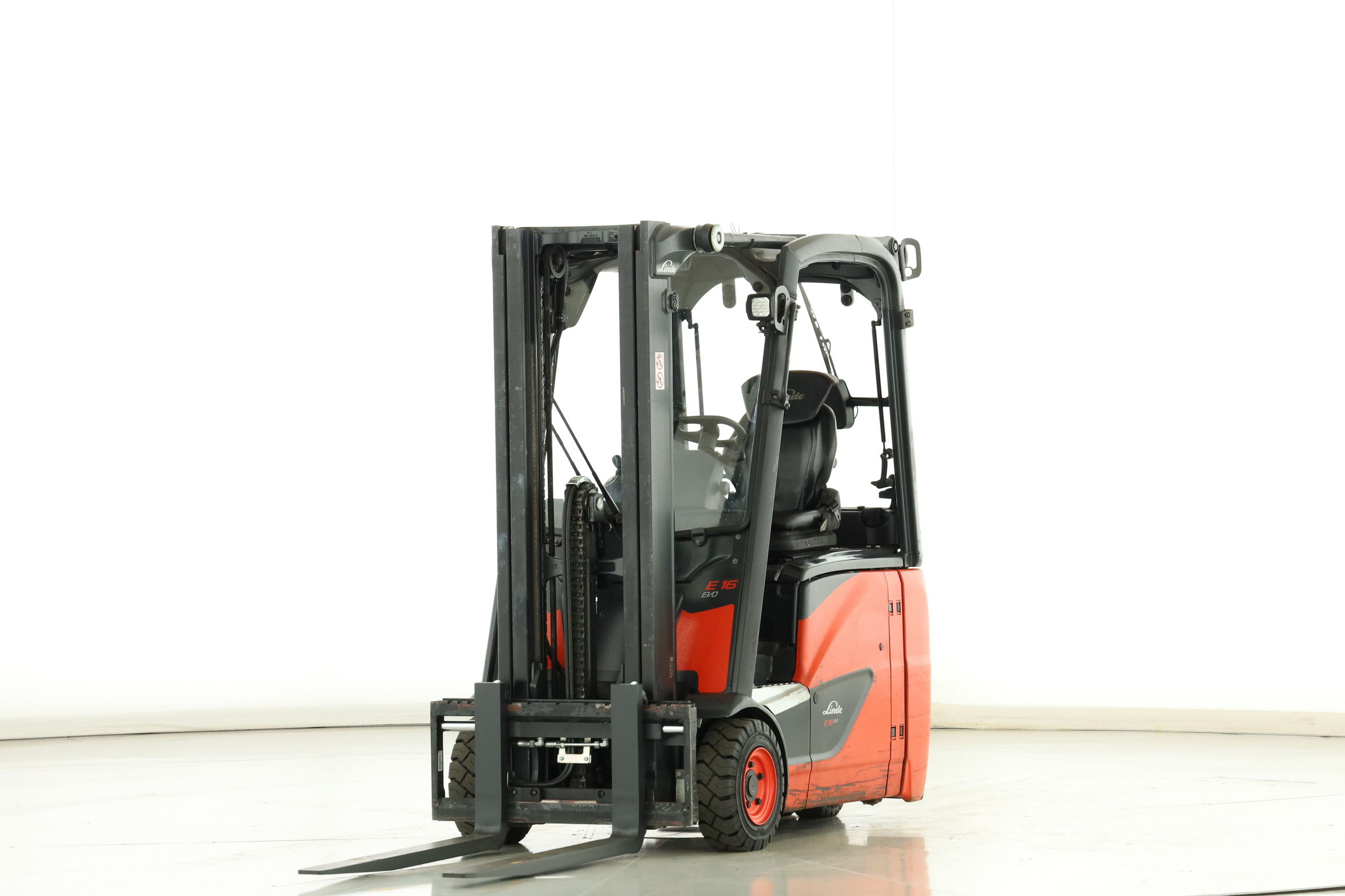 175415 Linde E-16-H-02 (386)