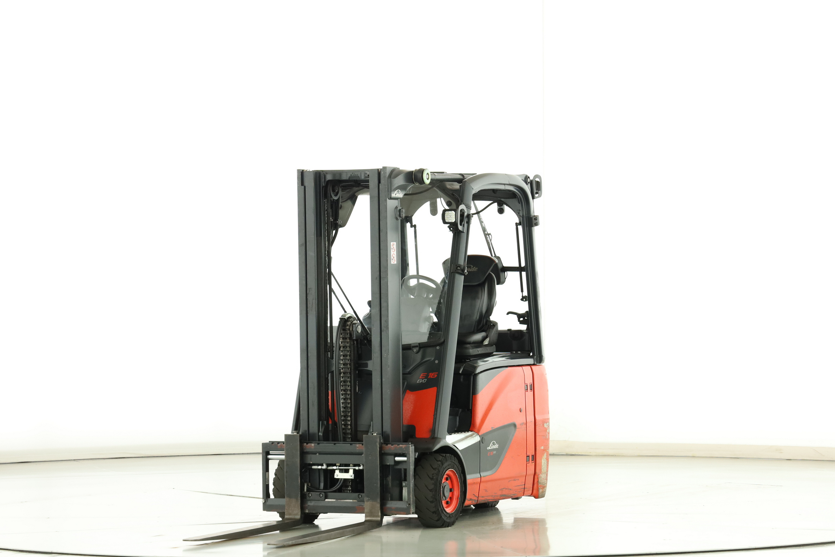 175416 Linde E-16-H-02 (386)