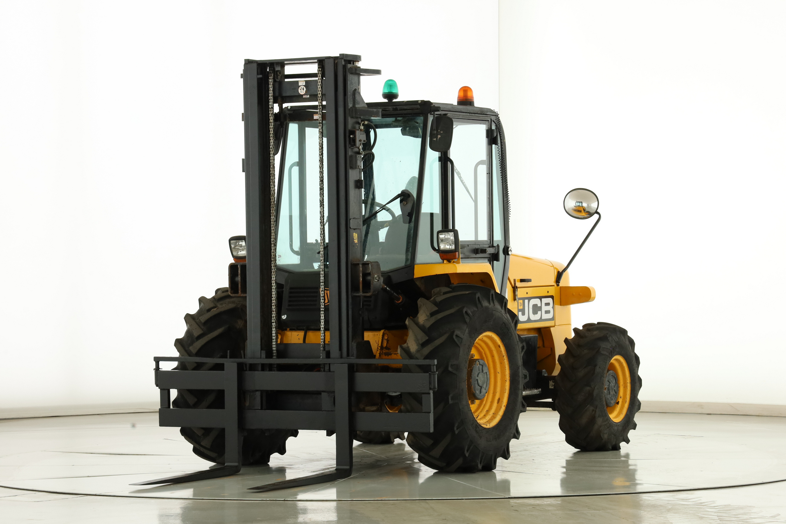 175452 JCB 926-4