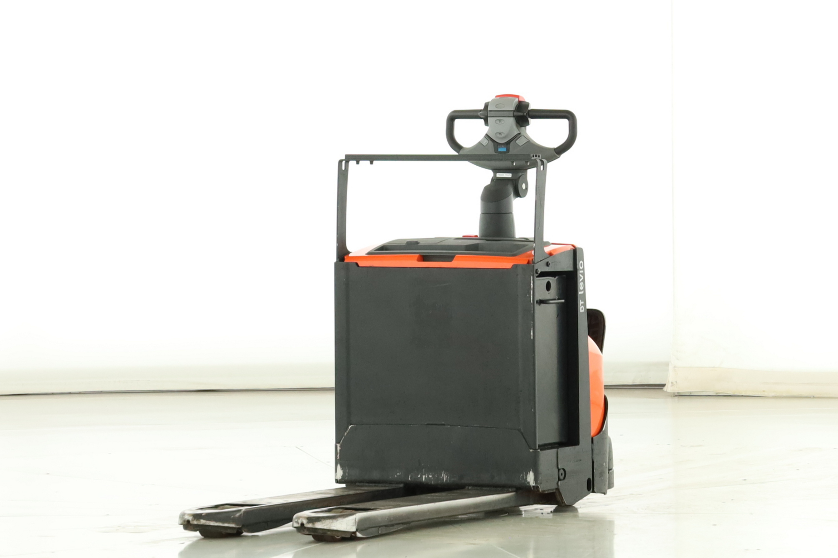 175469 Toyota LWE-200