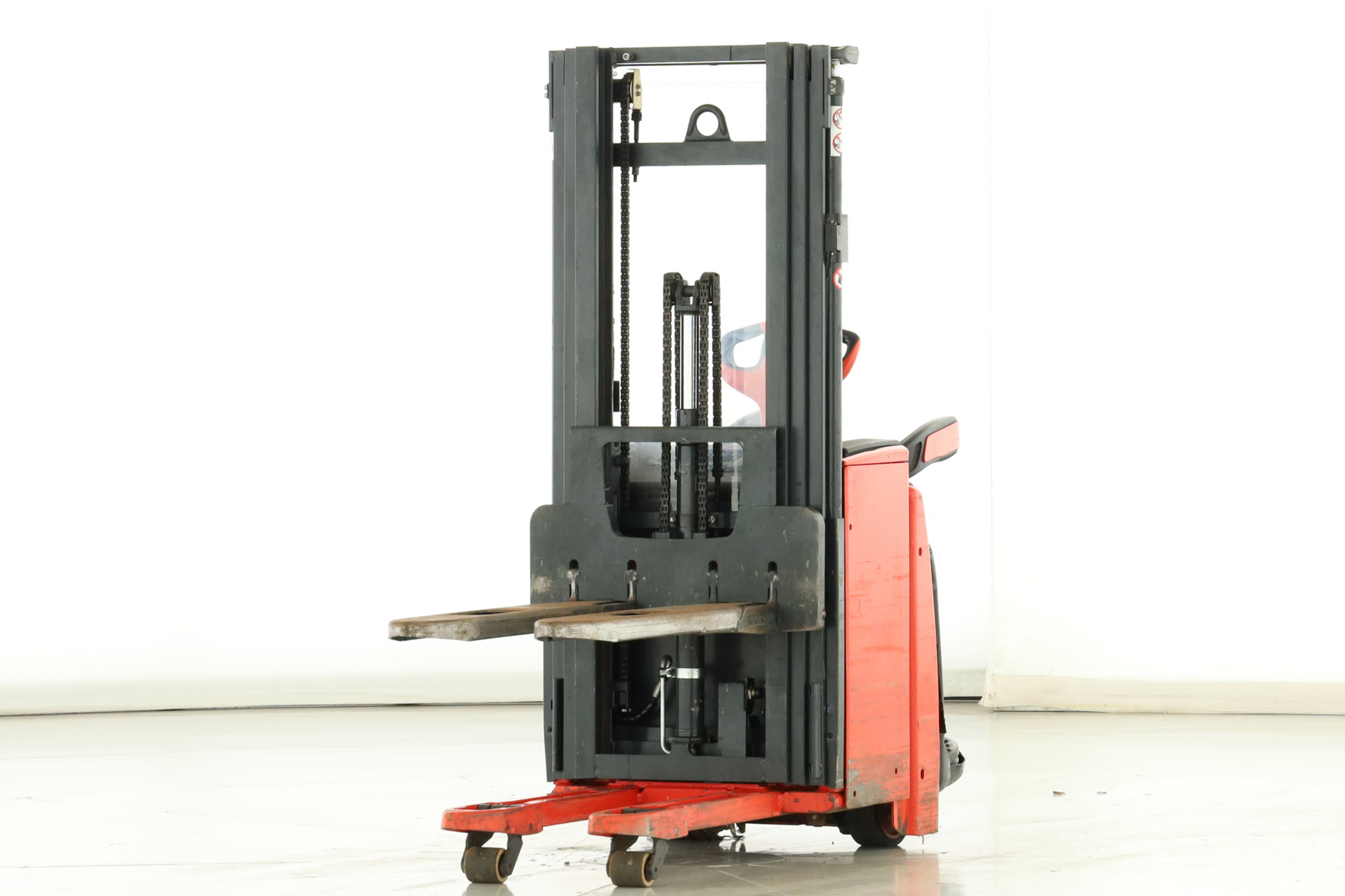 175583 Linde L-16-AP (1173)