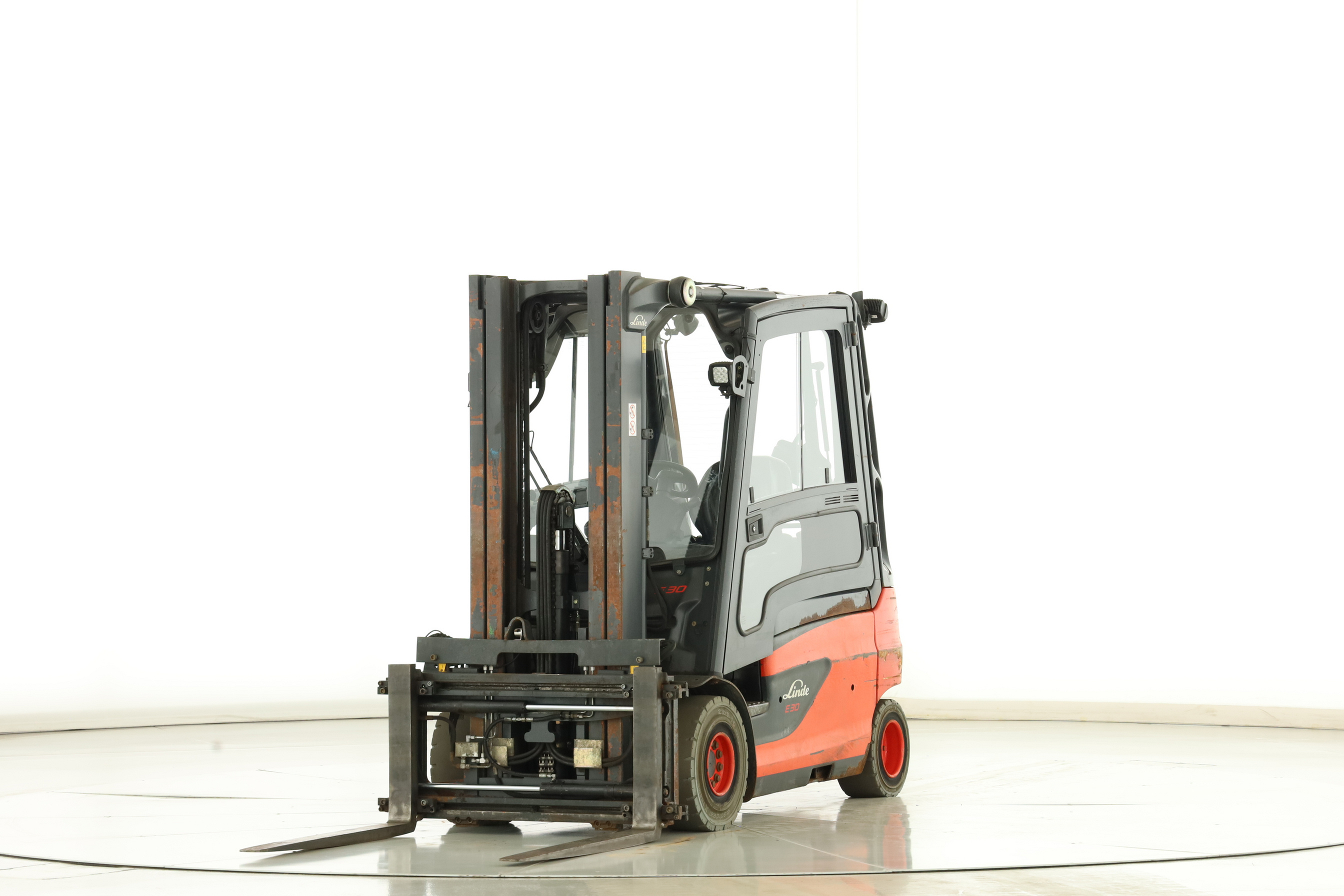 175675 Linde E-30-L-01 (387)