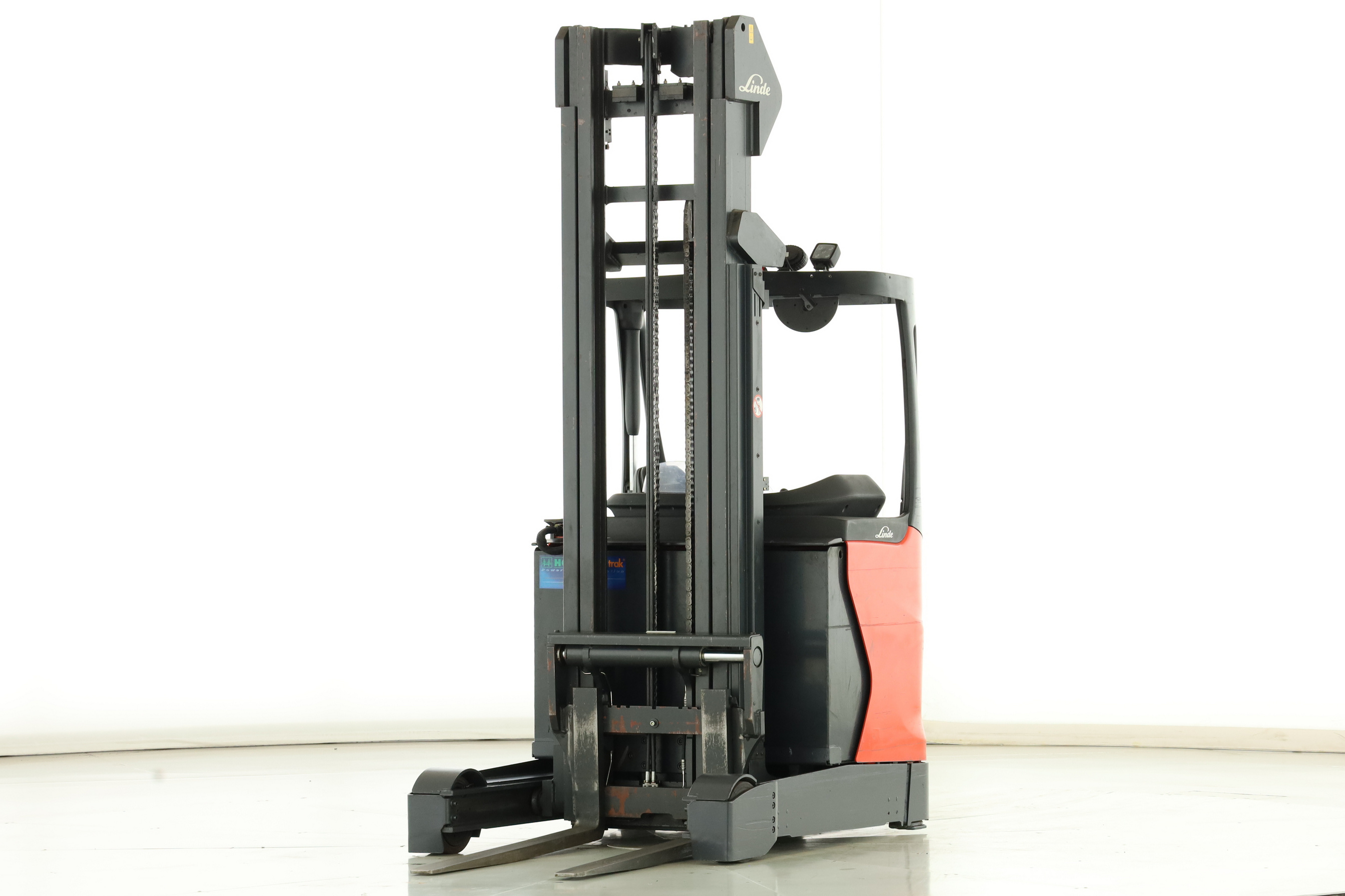 175681 Linde R-16-01 (1120)