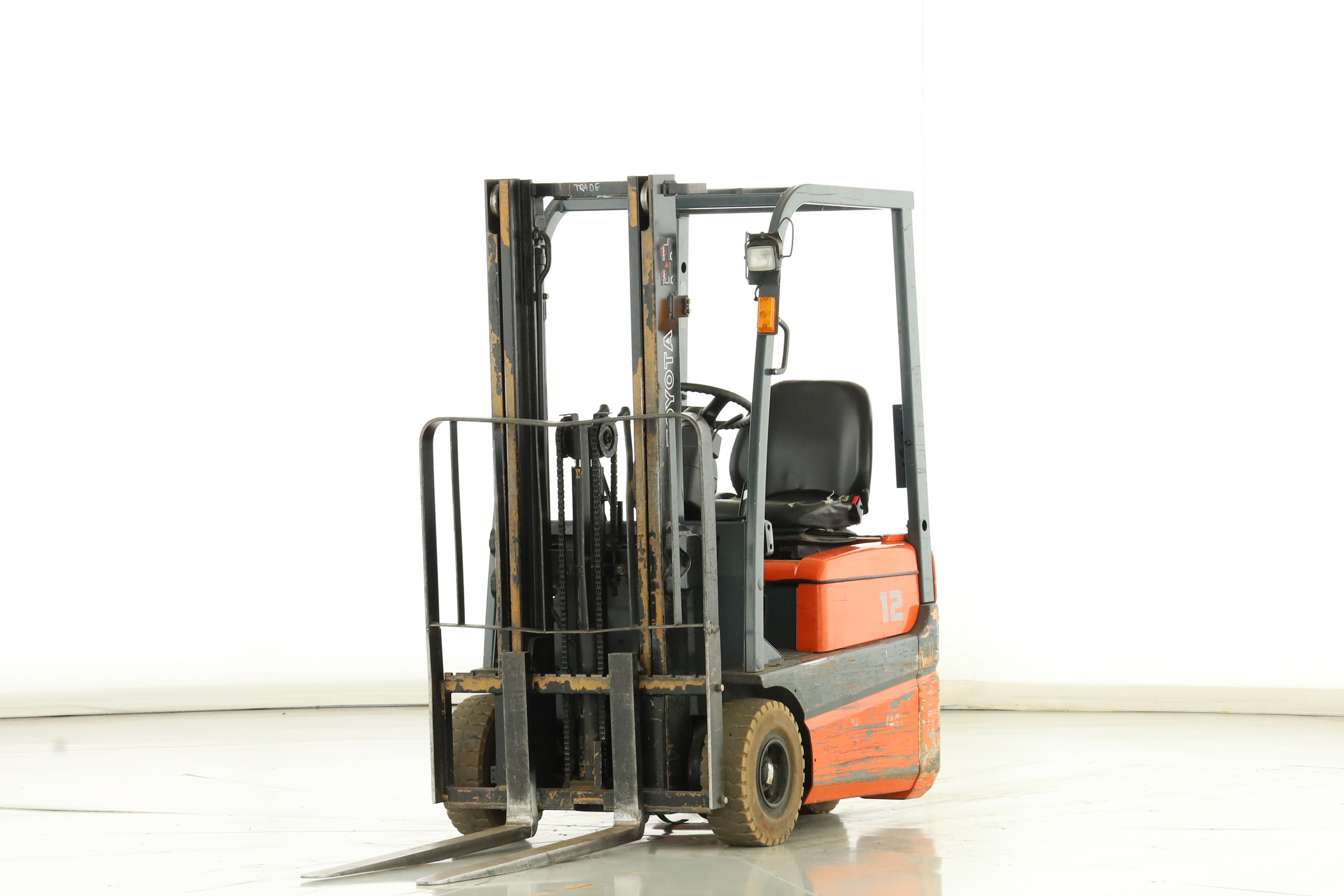 175686 Toyota FBESF-12