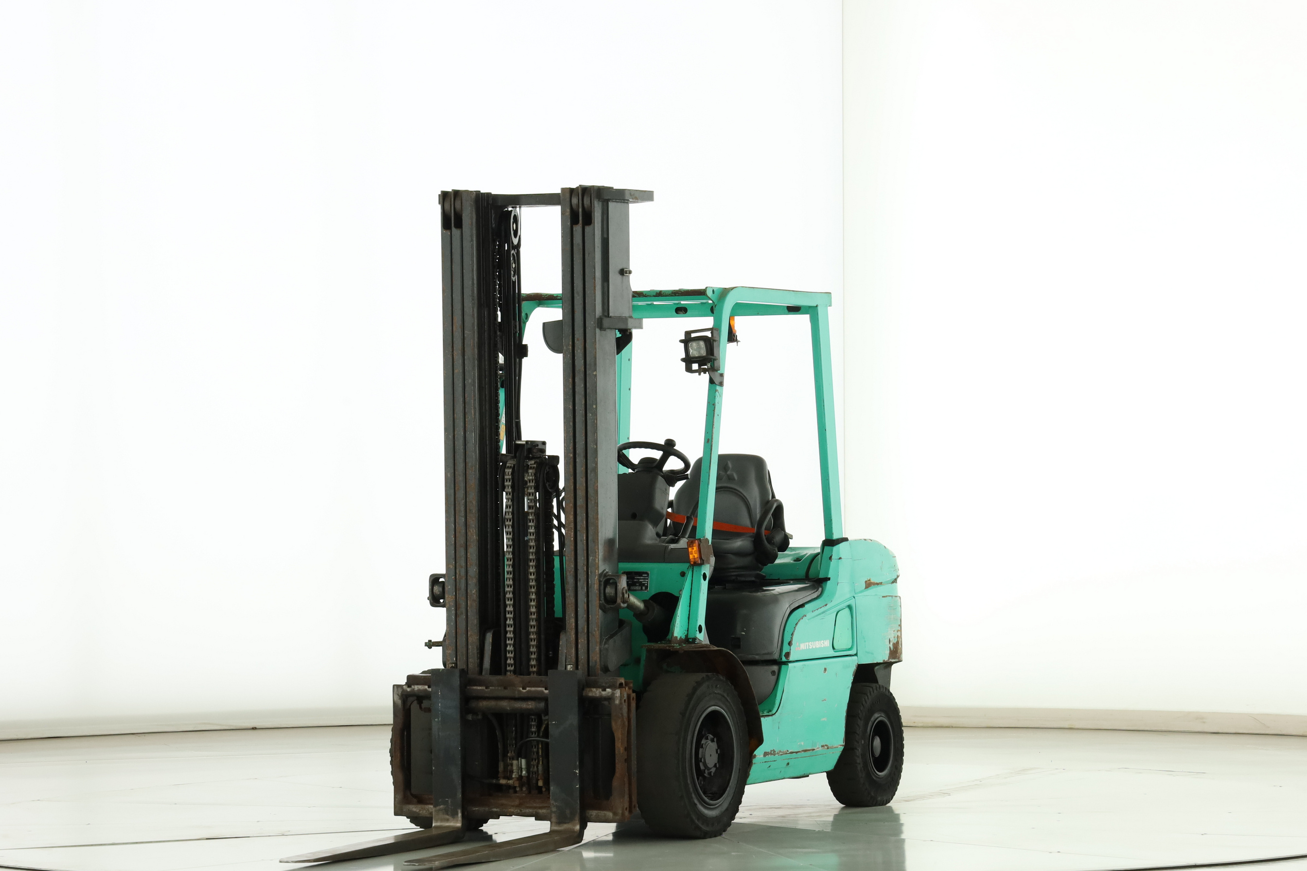 175701 Mitsubishi FD-35-NT