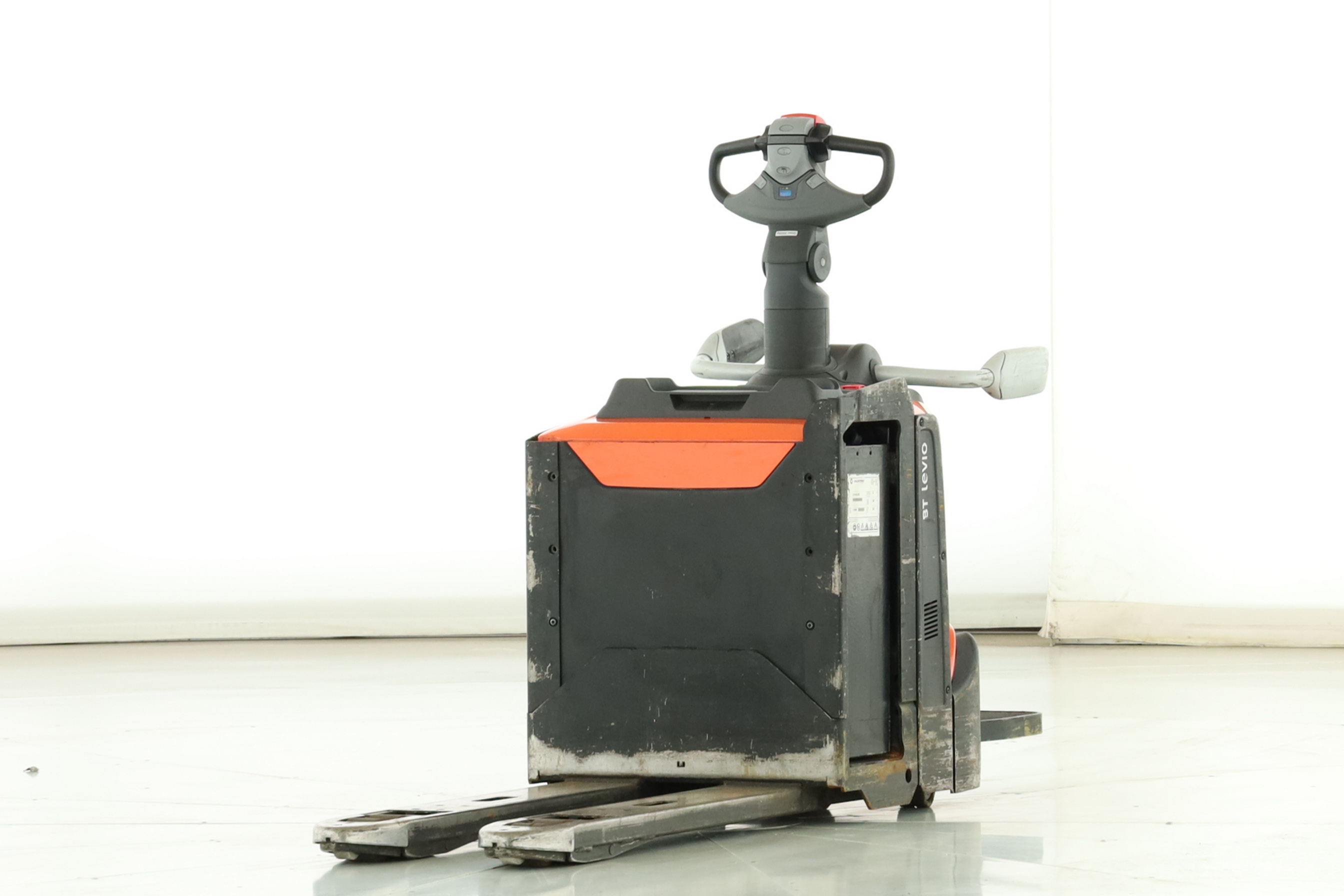 175813 Toyota LPE-200