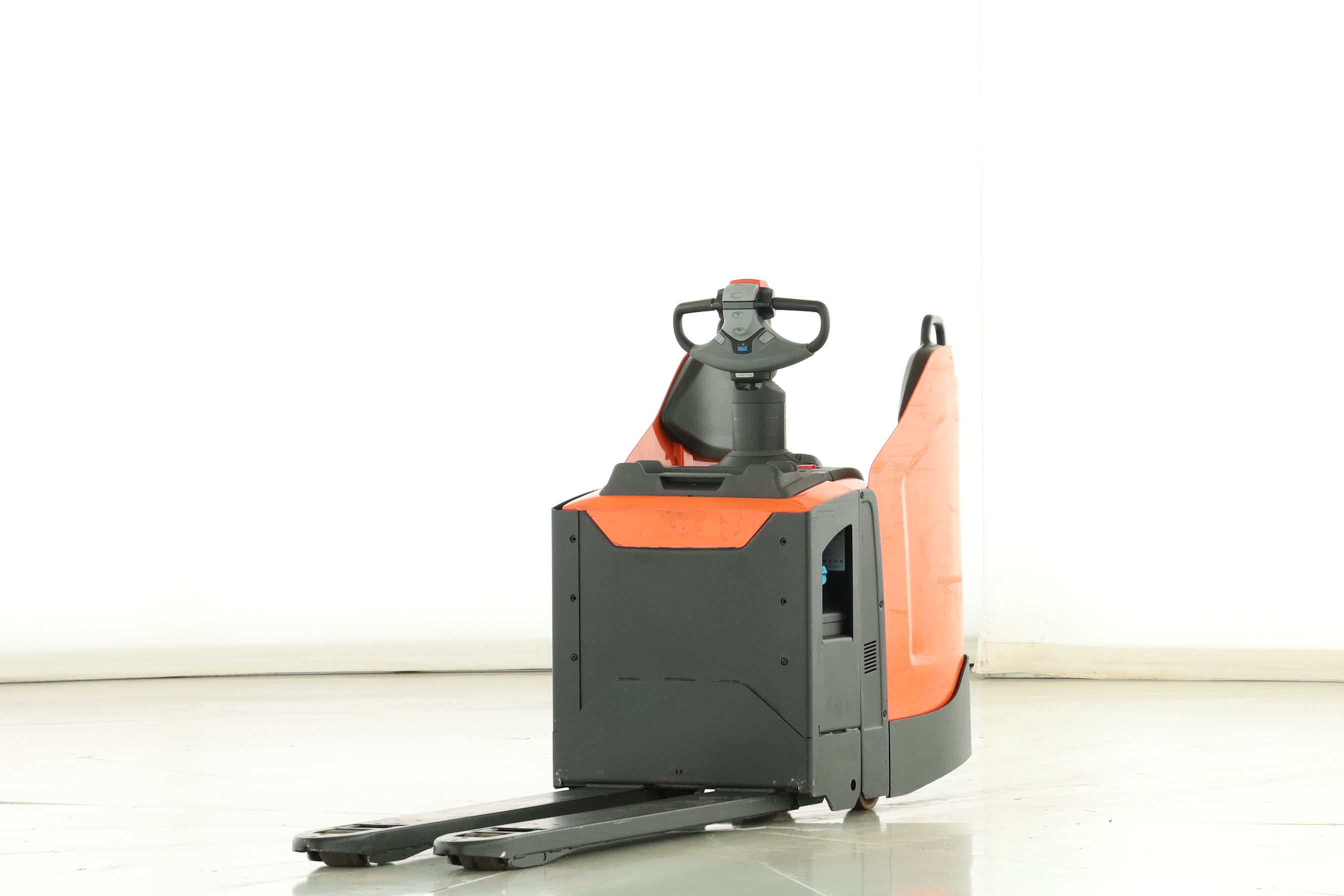 175816 Toyota LPE-220