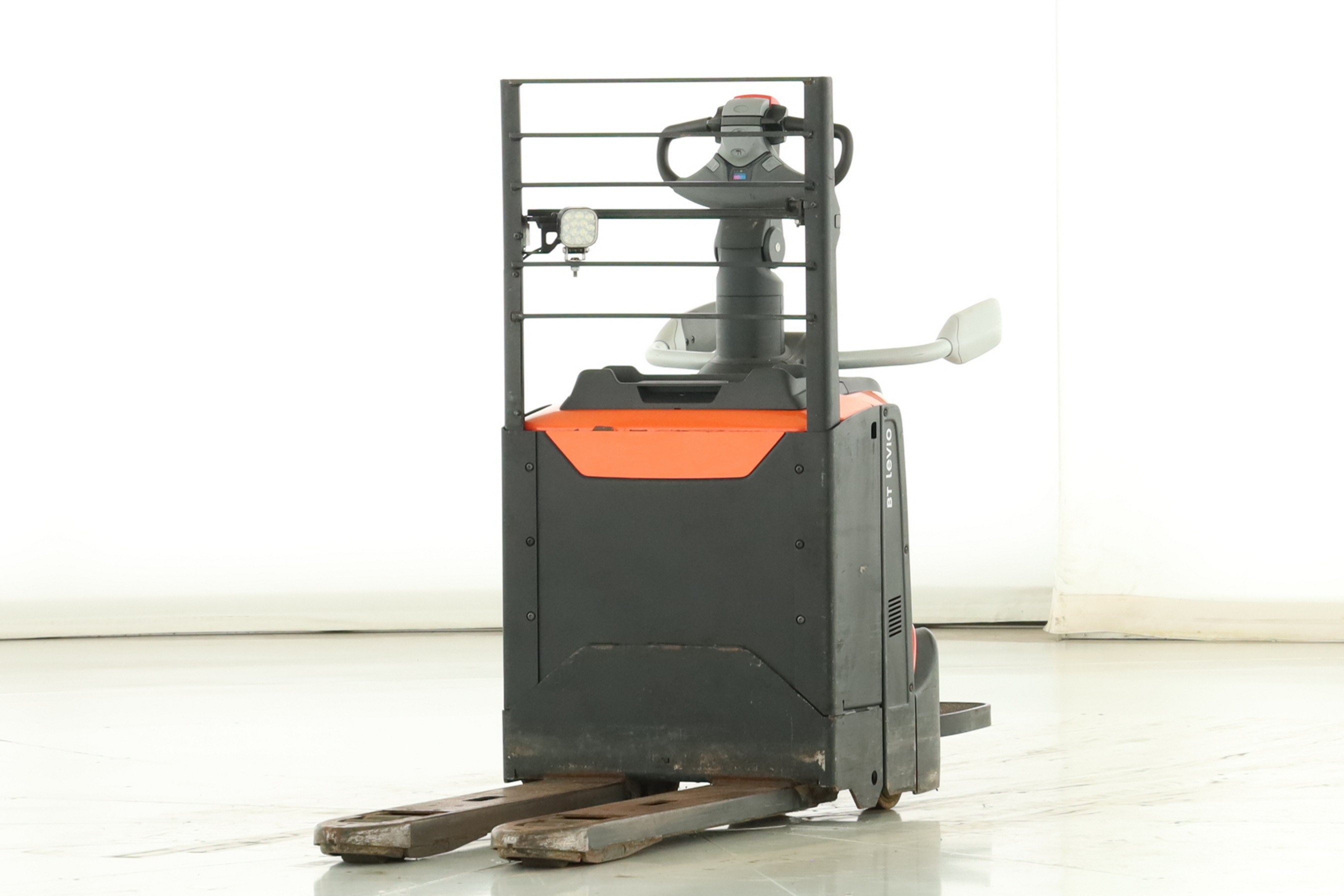 175844 Toyota LPE-200