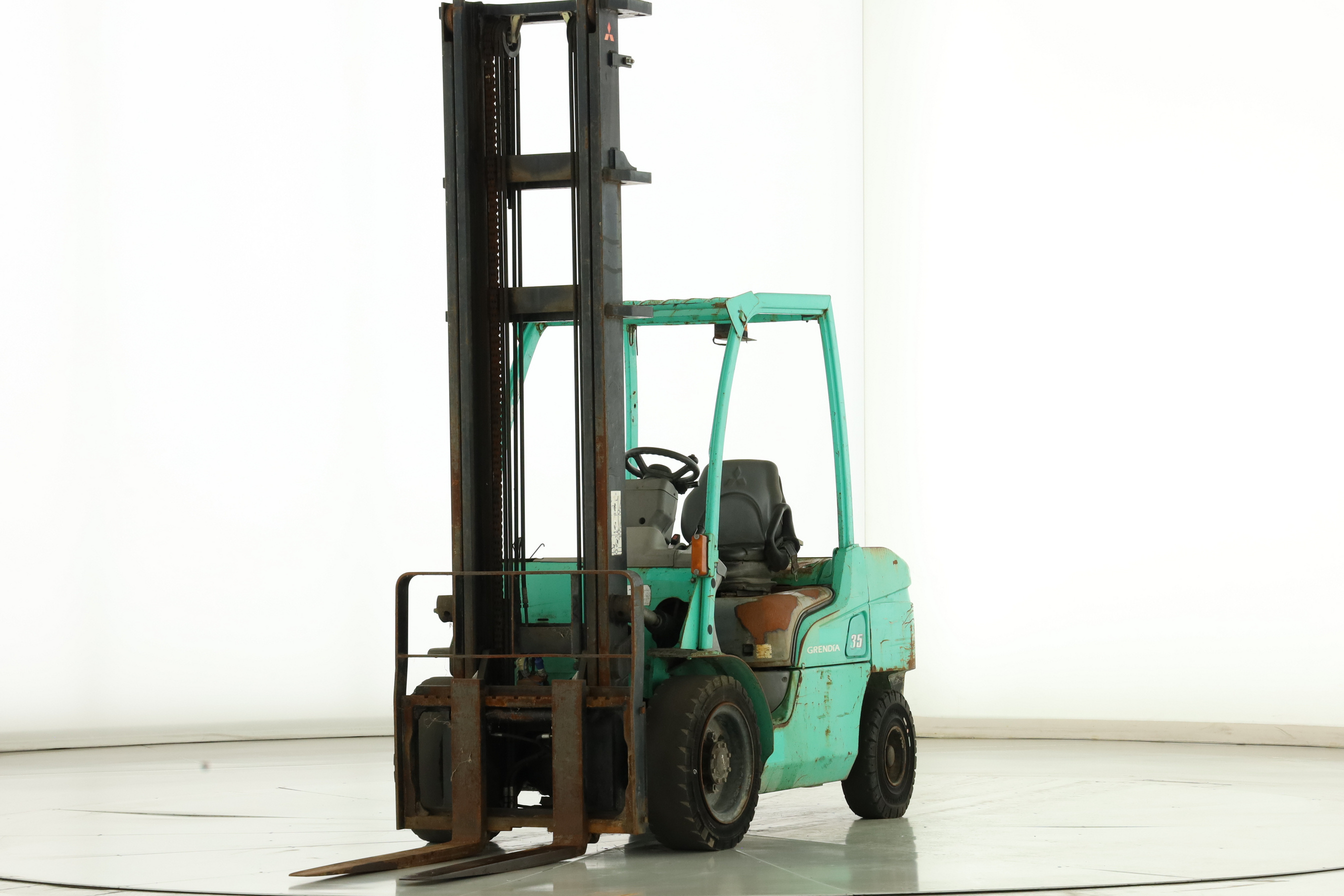 175851 Mitsubishi FD-35-N