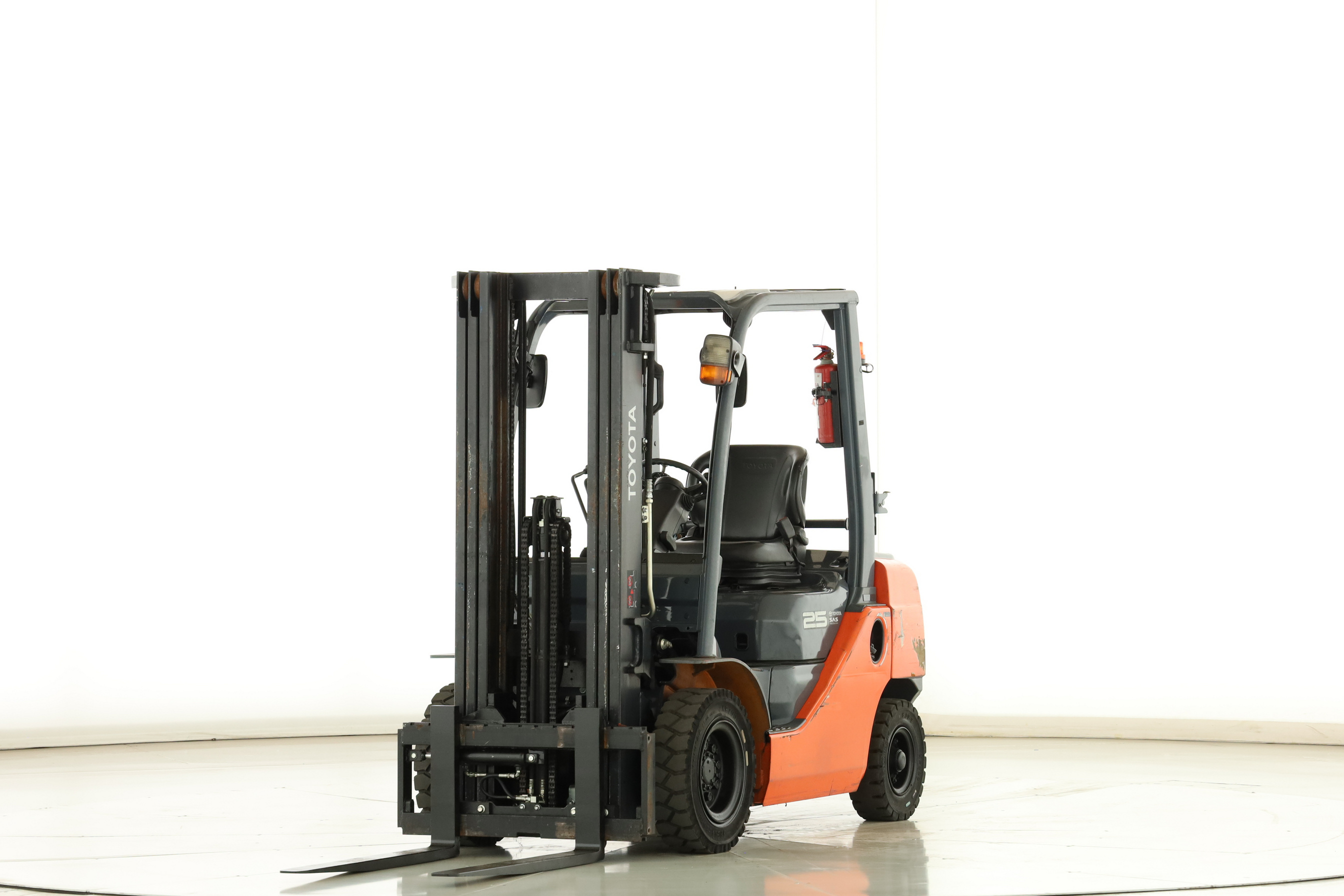 175933 Toyota 32-8-FG-25
