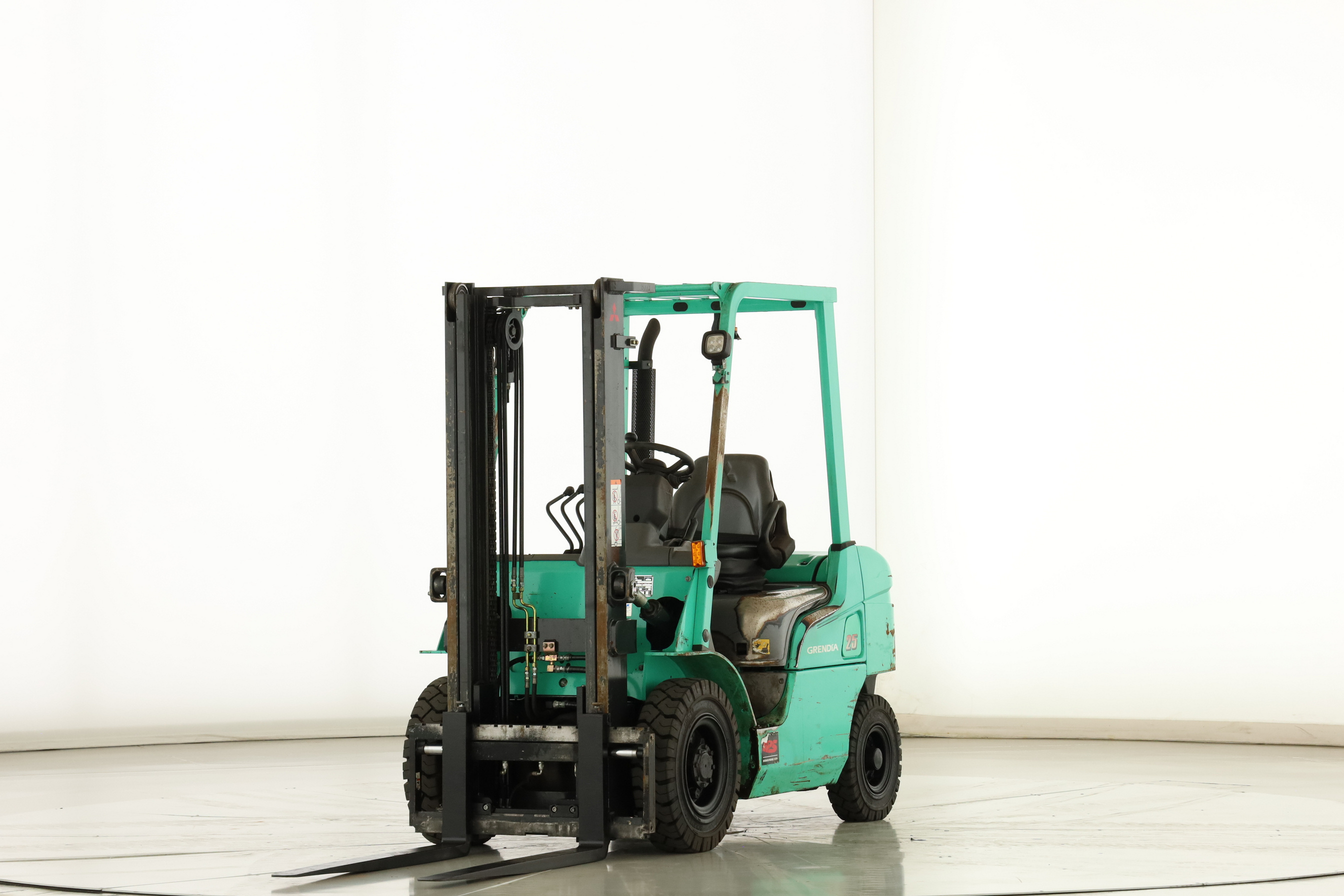 176004 Mitsubishi FD-25-NT