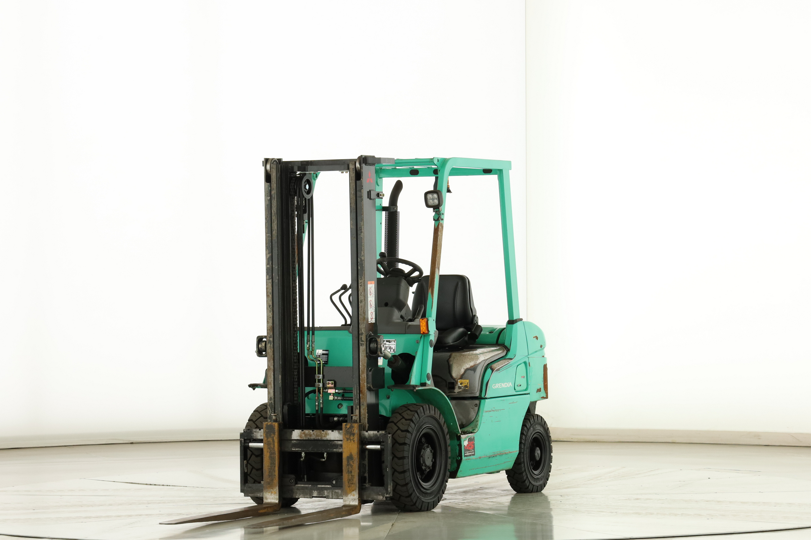 176005 Mitsubishi FD-25-NT