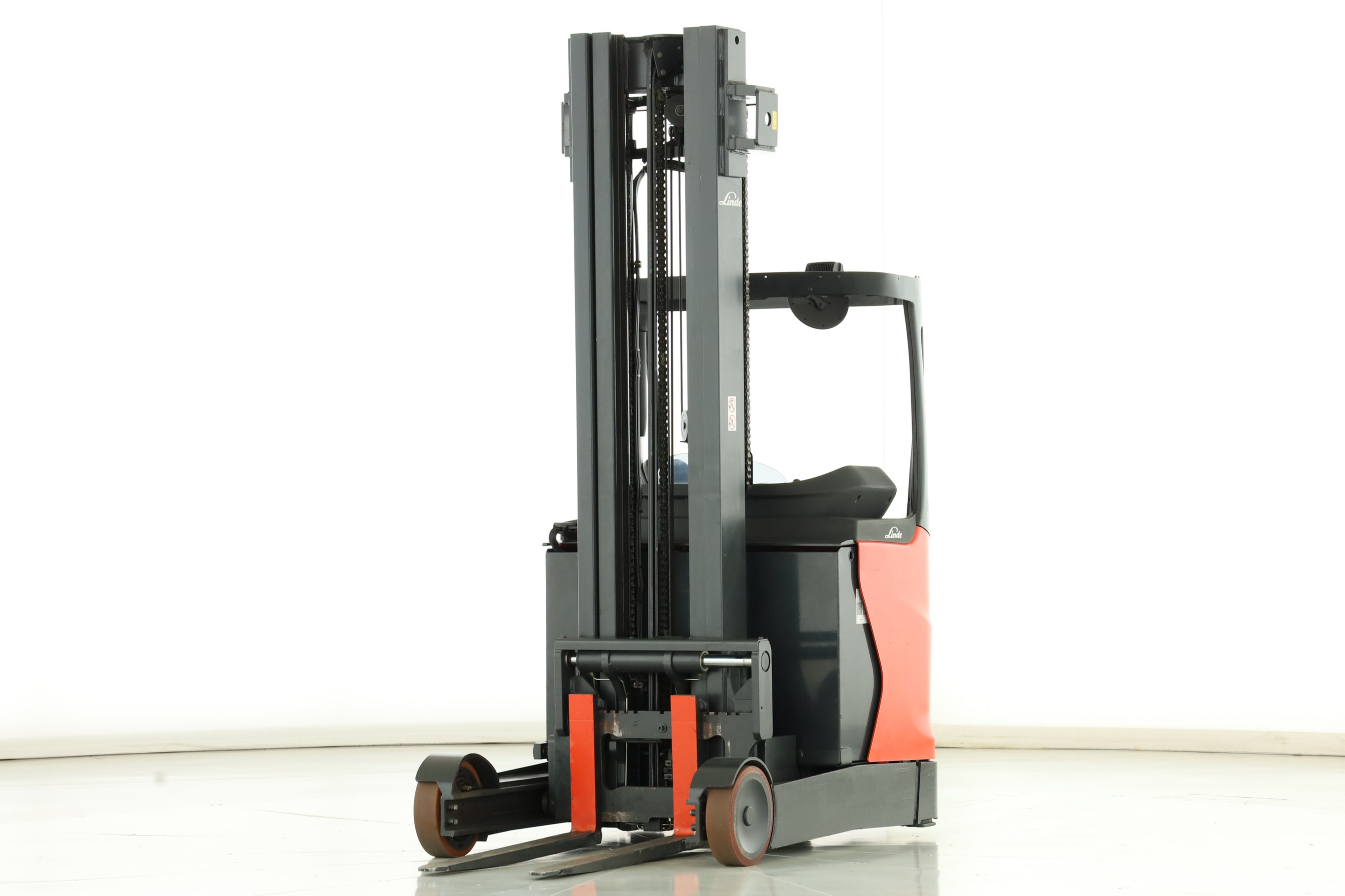 176017 Linde R-20-01 (1120)