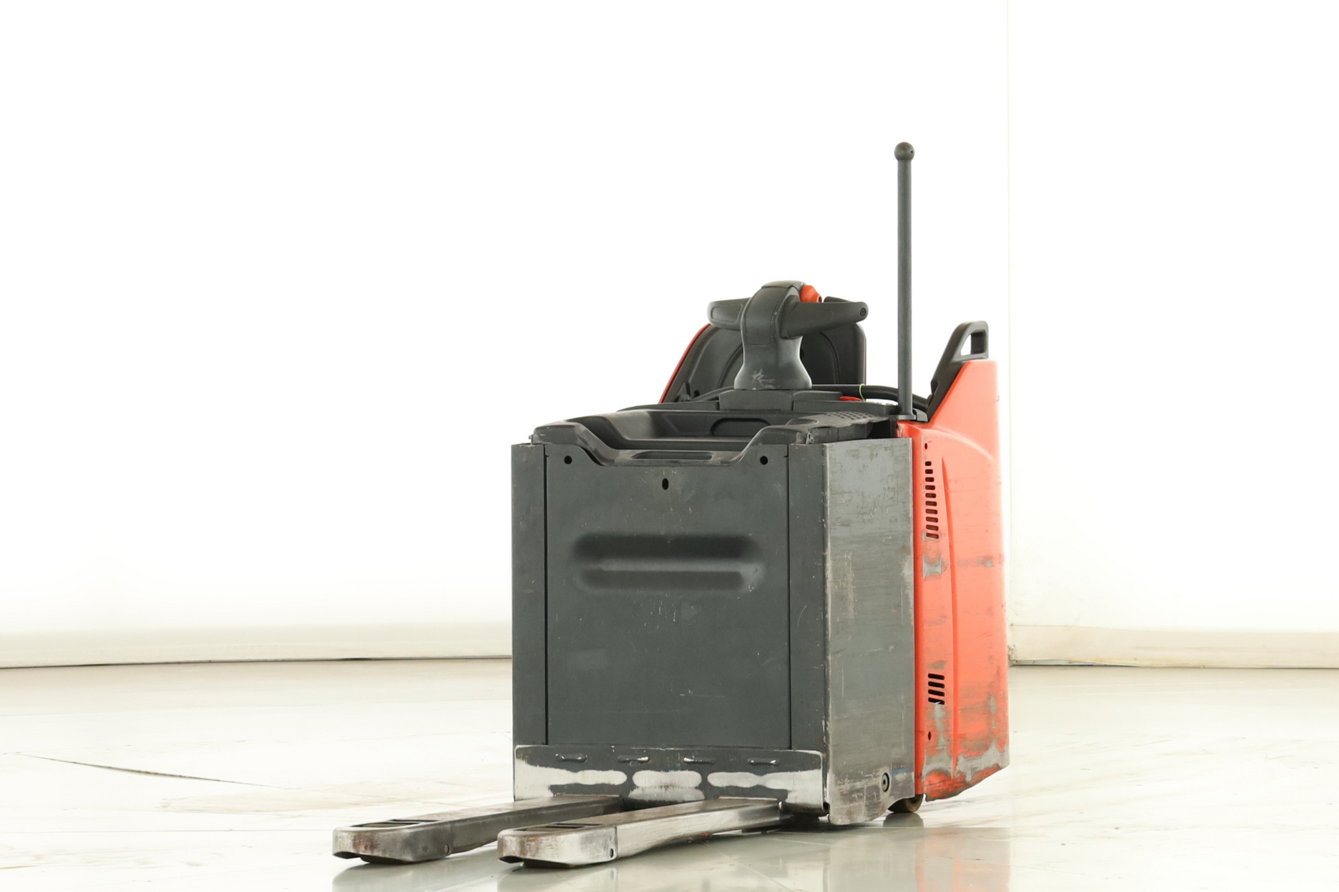 176084 Linde T-20-SP (131)