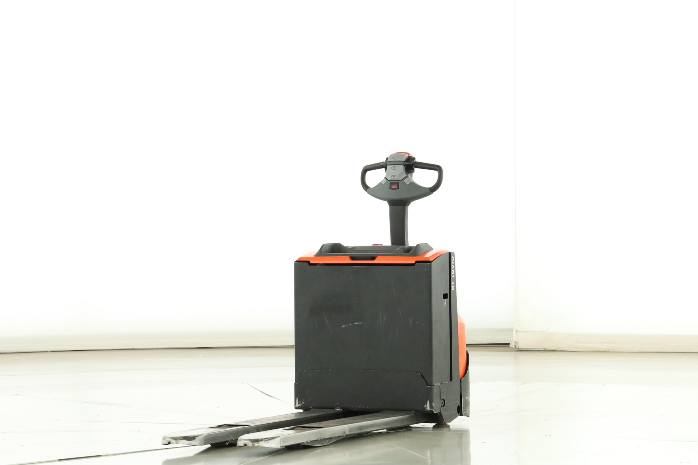 176251 Toyota LWE-180