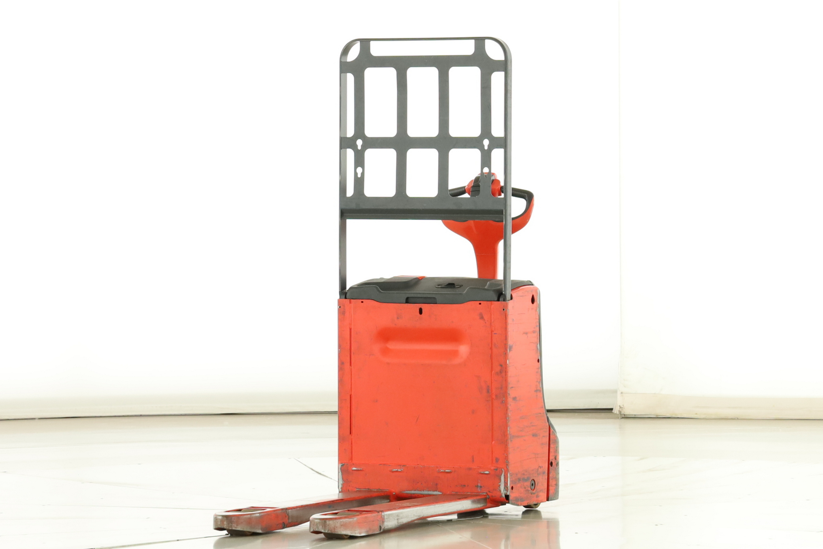 176260 Linde T-16 (1152)