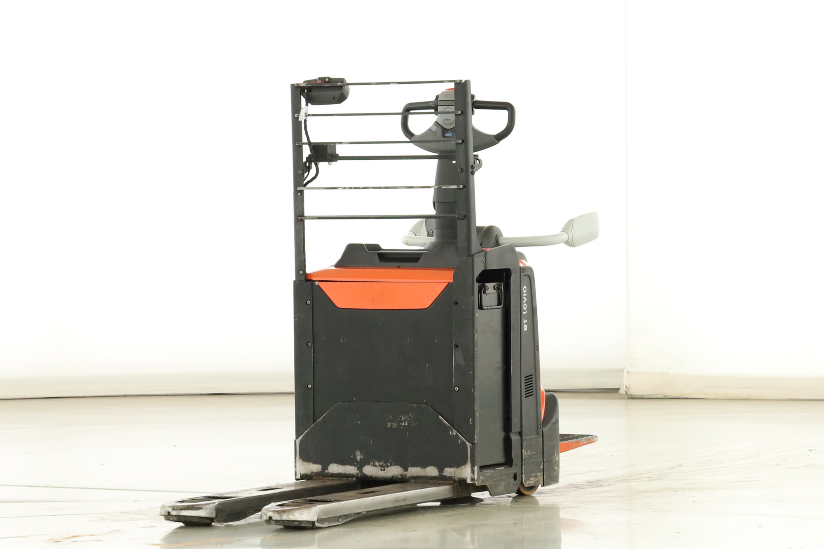 176284 Toyota LPE-200