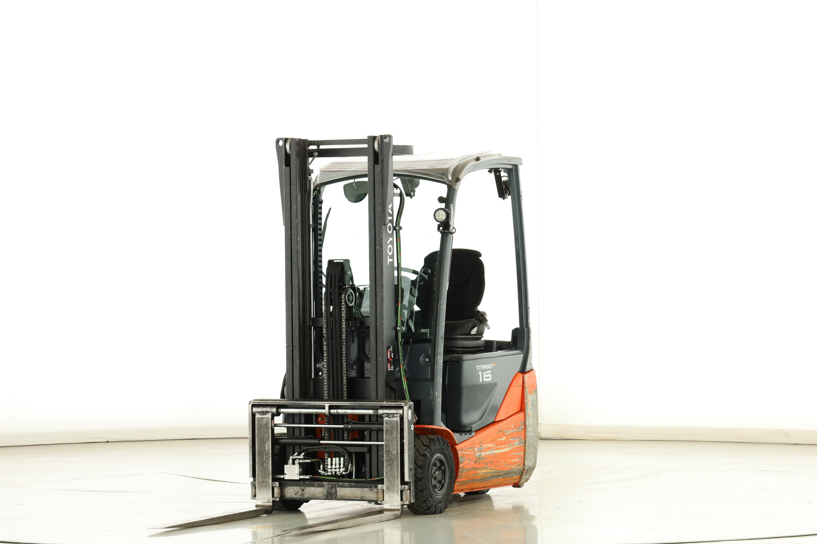 176331 Toyota 8-FBEK-16-T