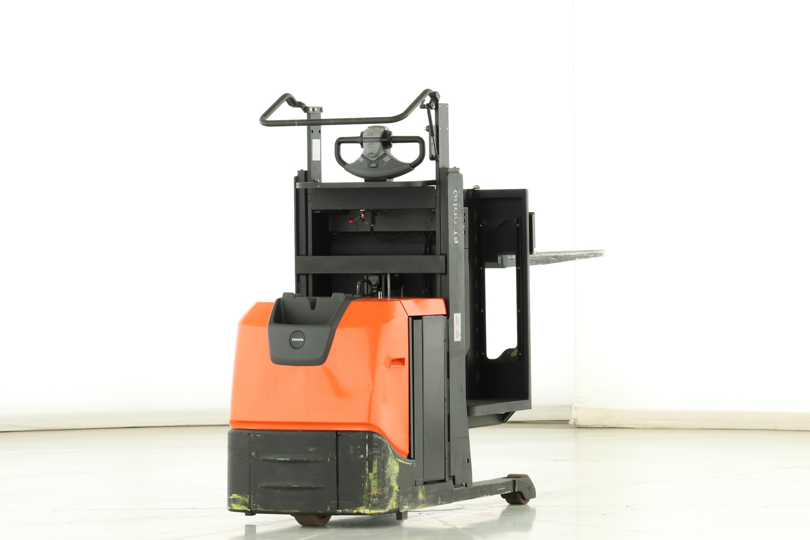 176335 Toyota OSE-100