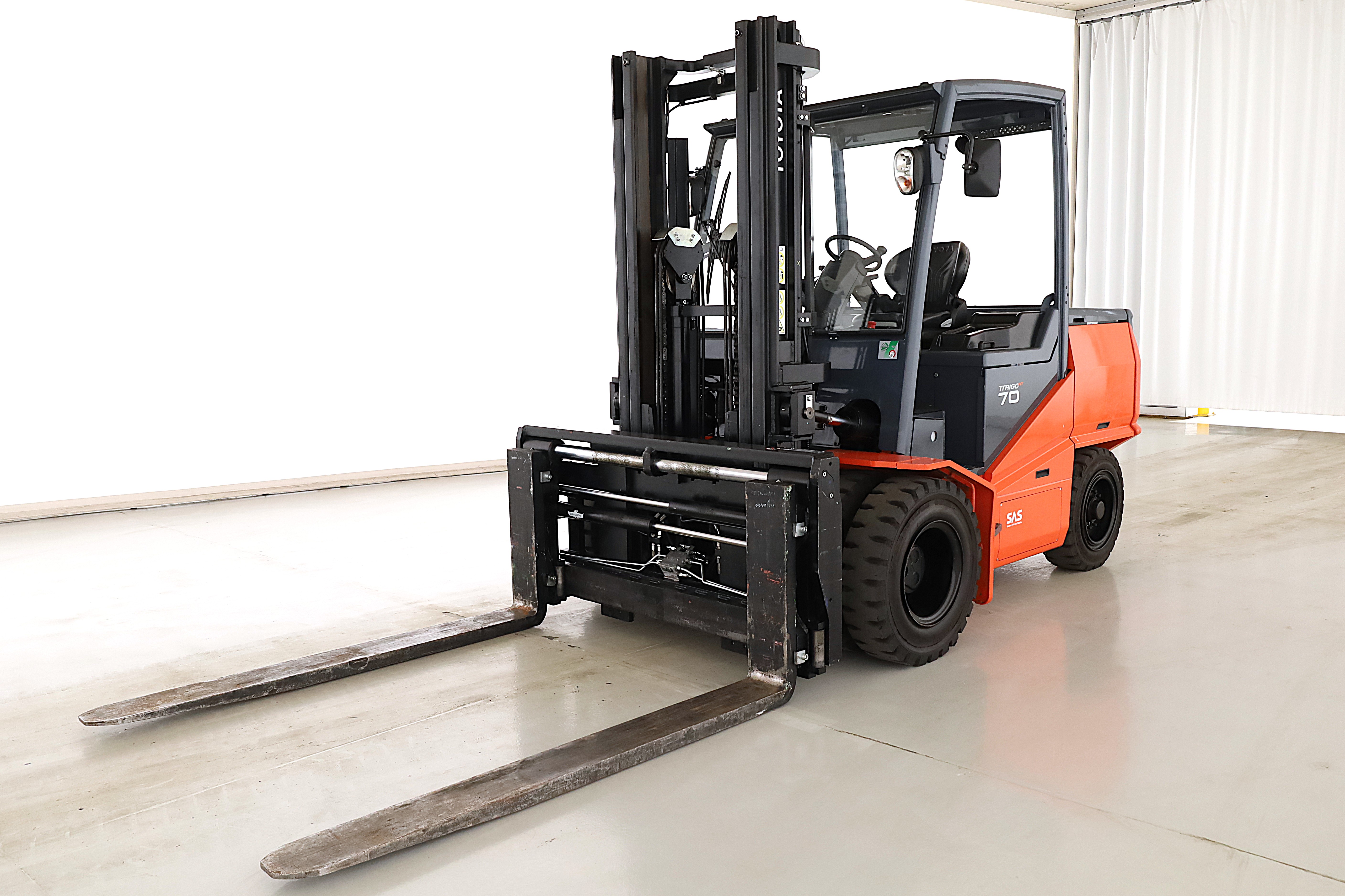 176377 Toyota 8-FBMHT-70