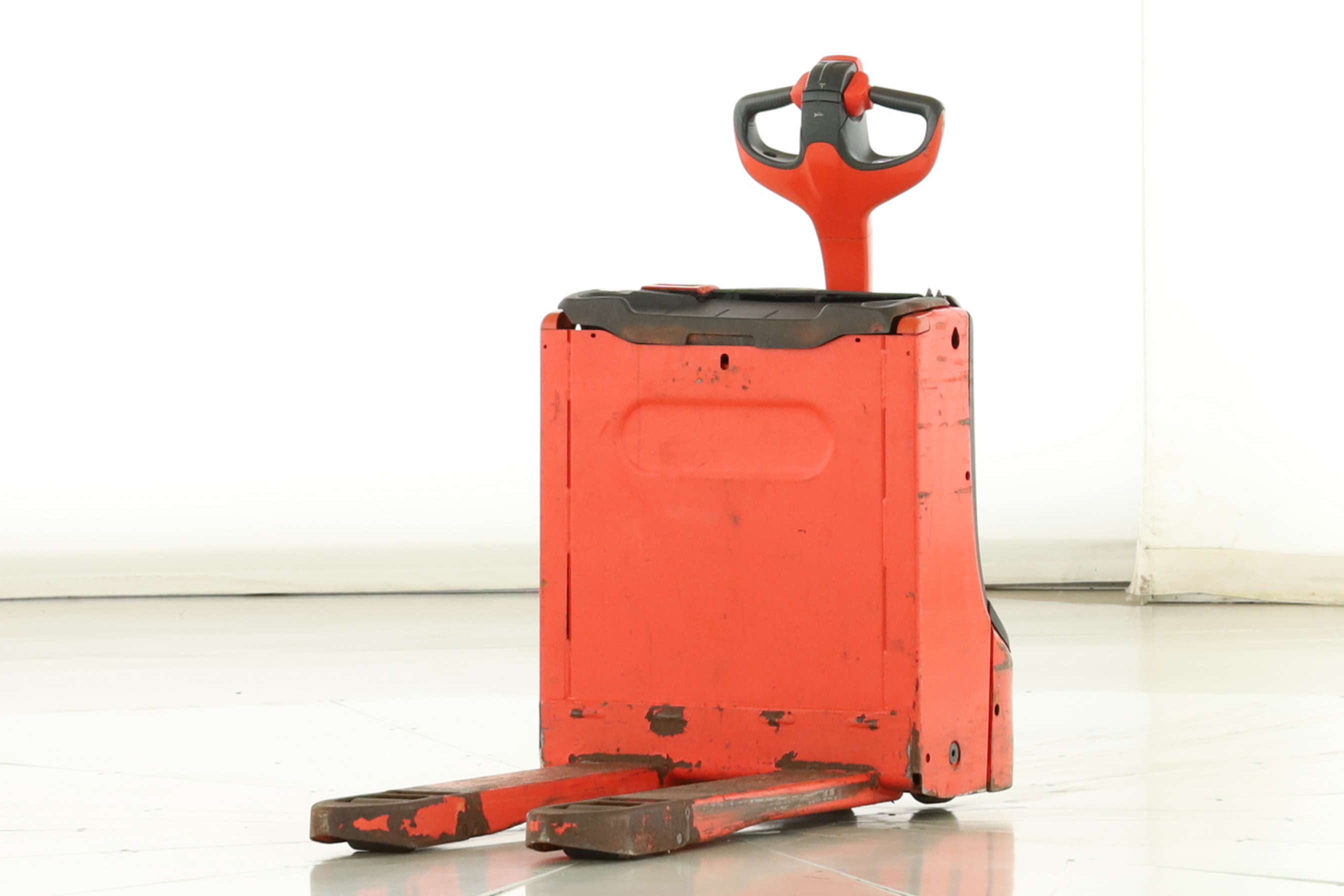176588 Linde T-16 (1152)